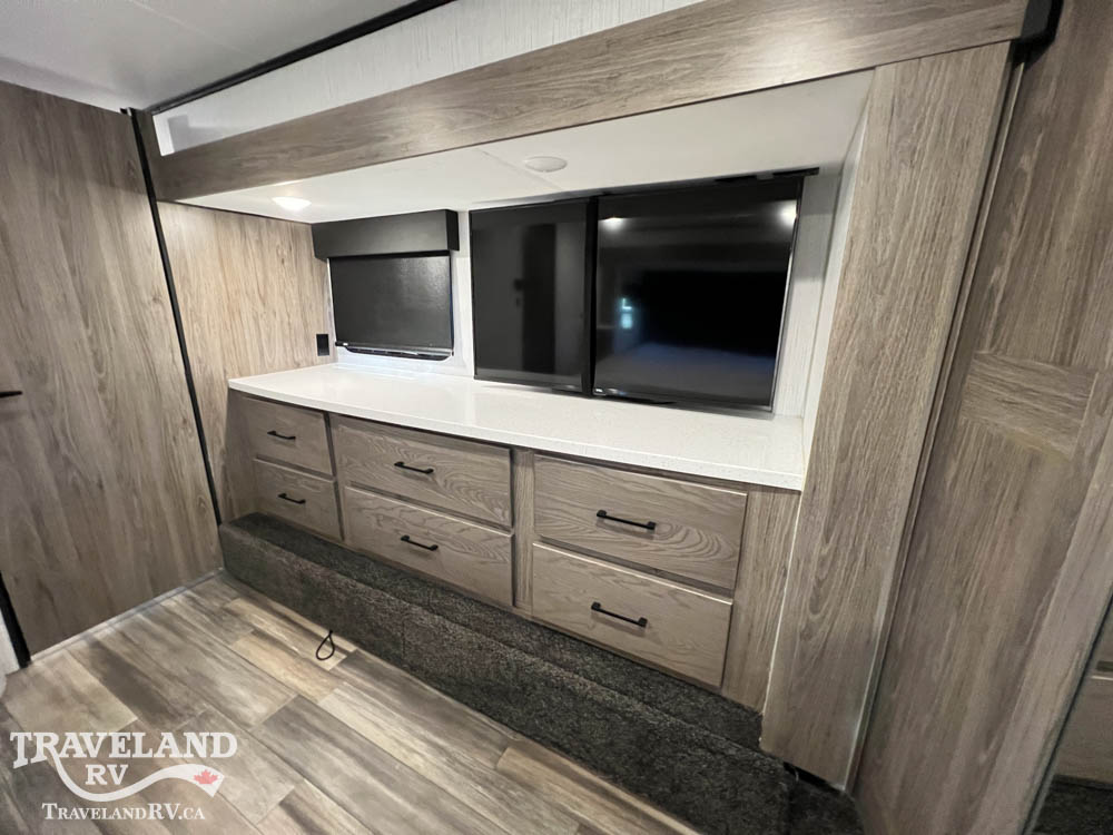 2022 HEARTLAND ROAD WARRIOR 414RW - Image 45