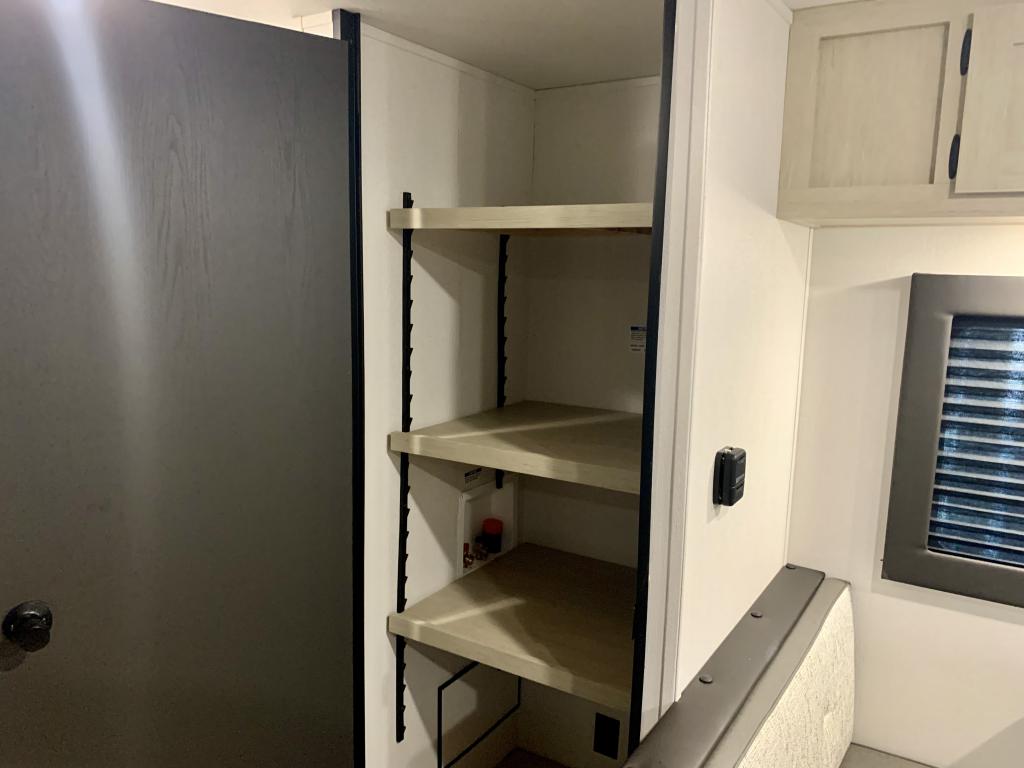2026 COACHMEN 180DBL - Image 23