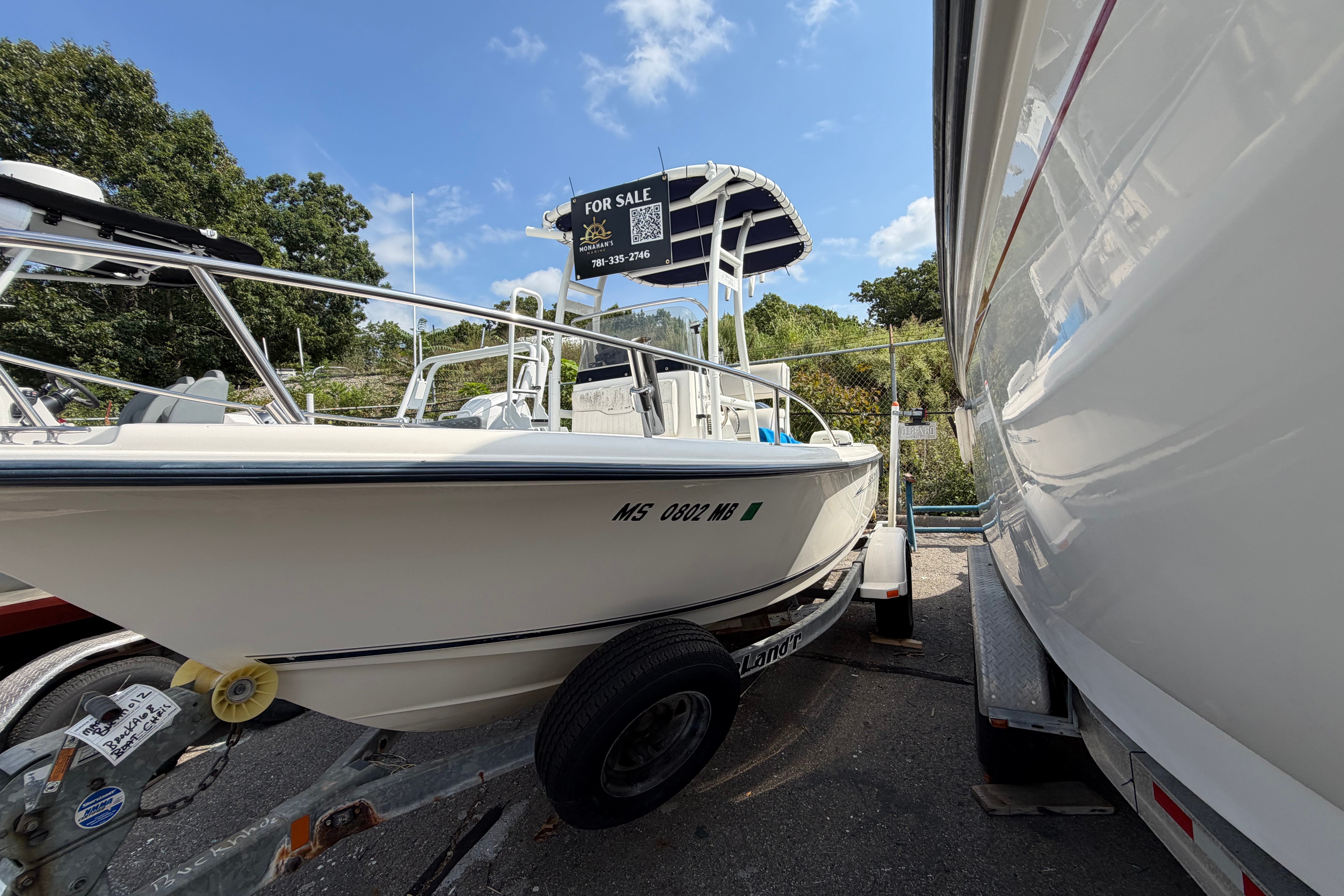 2005 Sea Hunt Triton 186 - Image 3