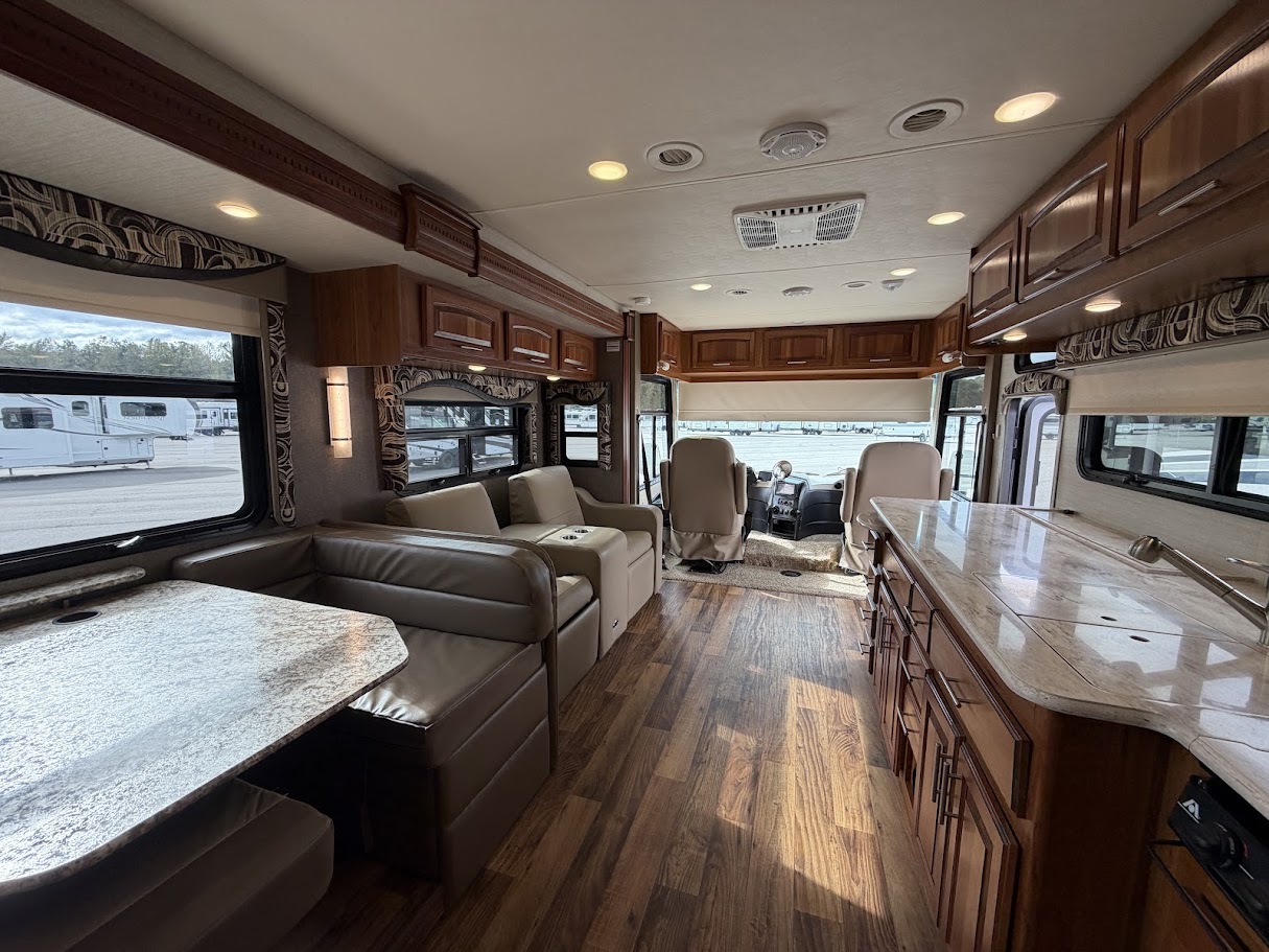 2017 JAYCO PRECEPT 35S - Image 40