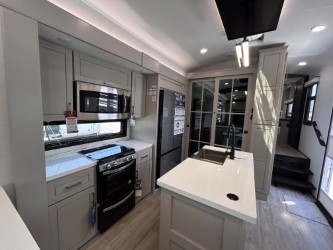 2027 JAYCO NORTH POINT 381CKRE - Image 19