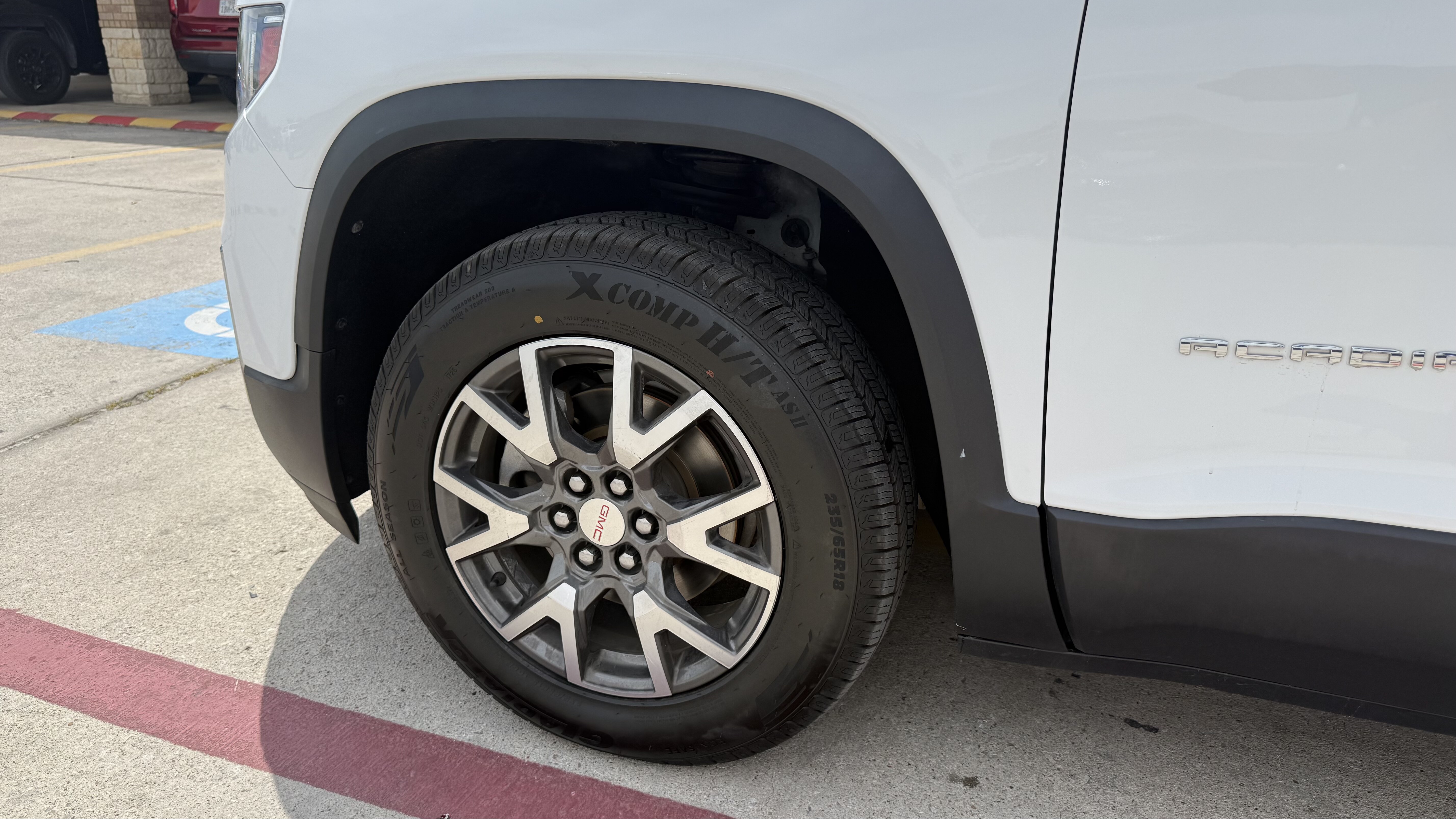 2020 GMC ACADIA-V6 Wagon 4D Denali 2WD - Image 3