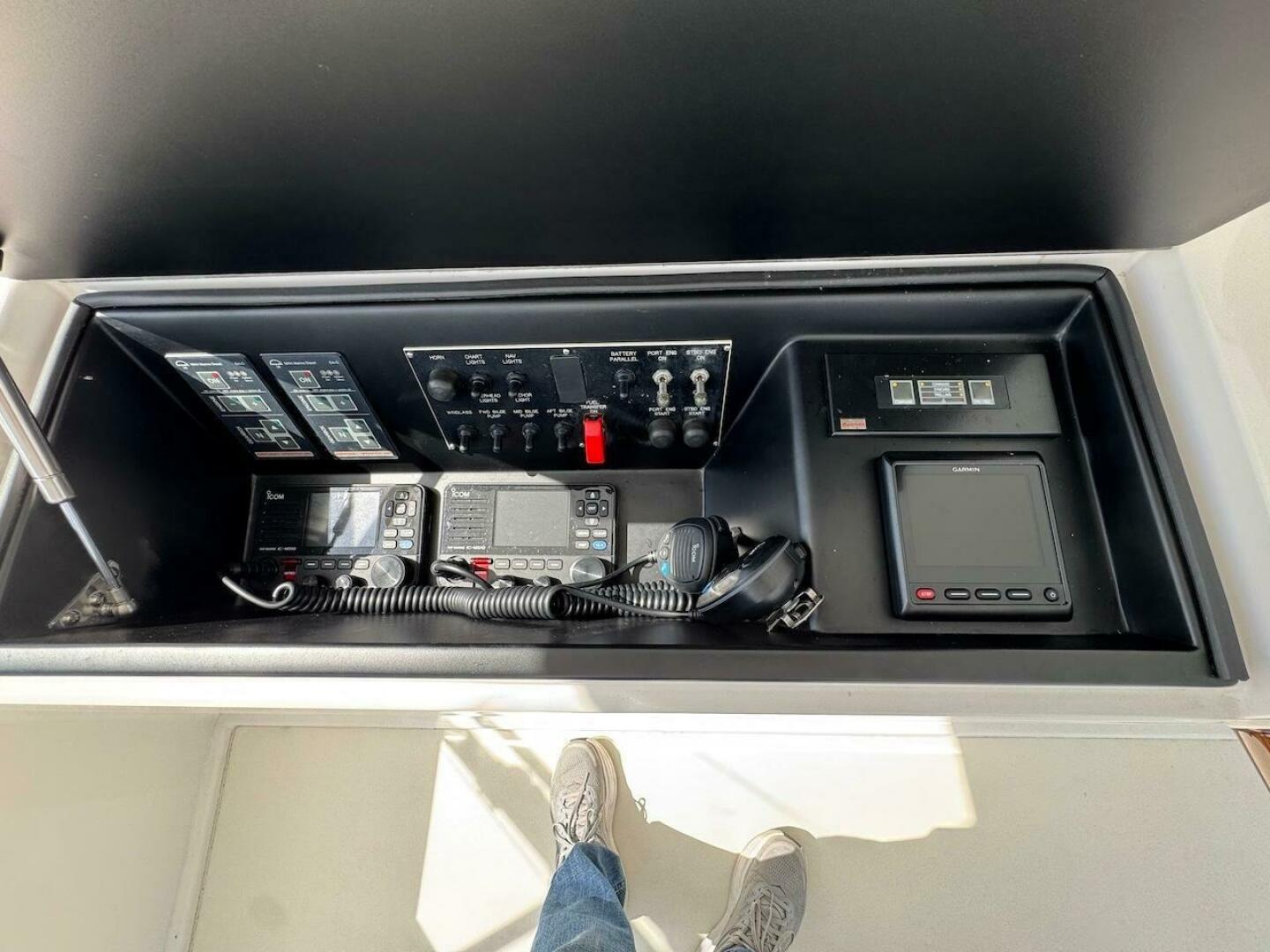 2007 VIKING 52 Convertible Base - Image 31
