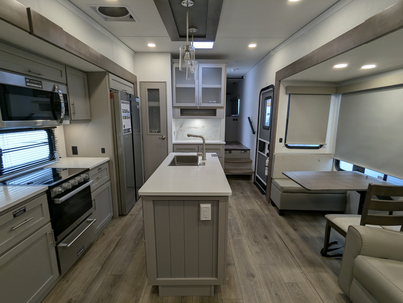 2026 Alliance RV Avenue 32RLS - Image 22