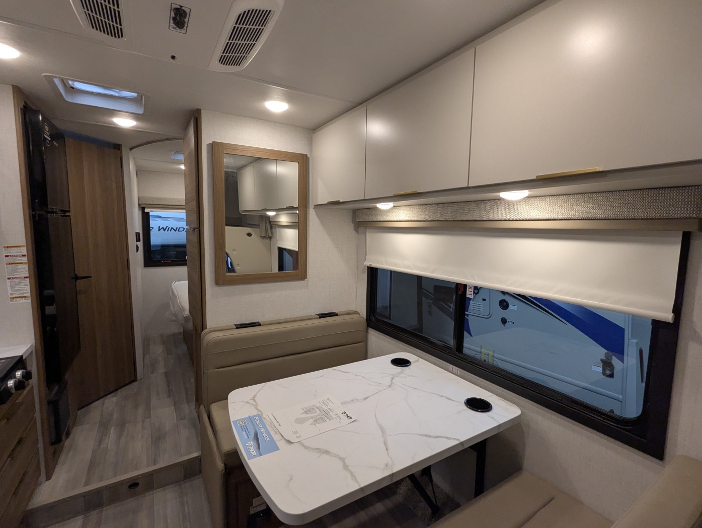2027 Thor Motor Coach Four Winds 22Z - Image 10
