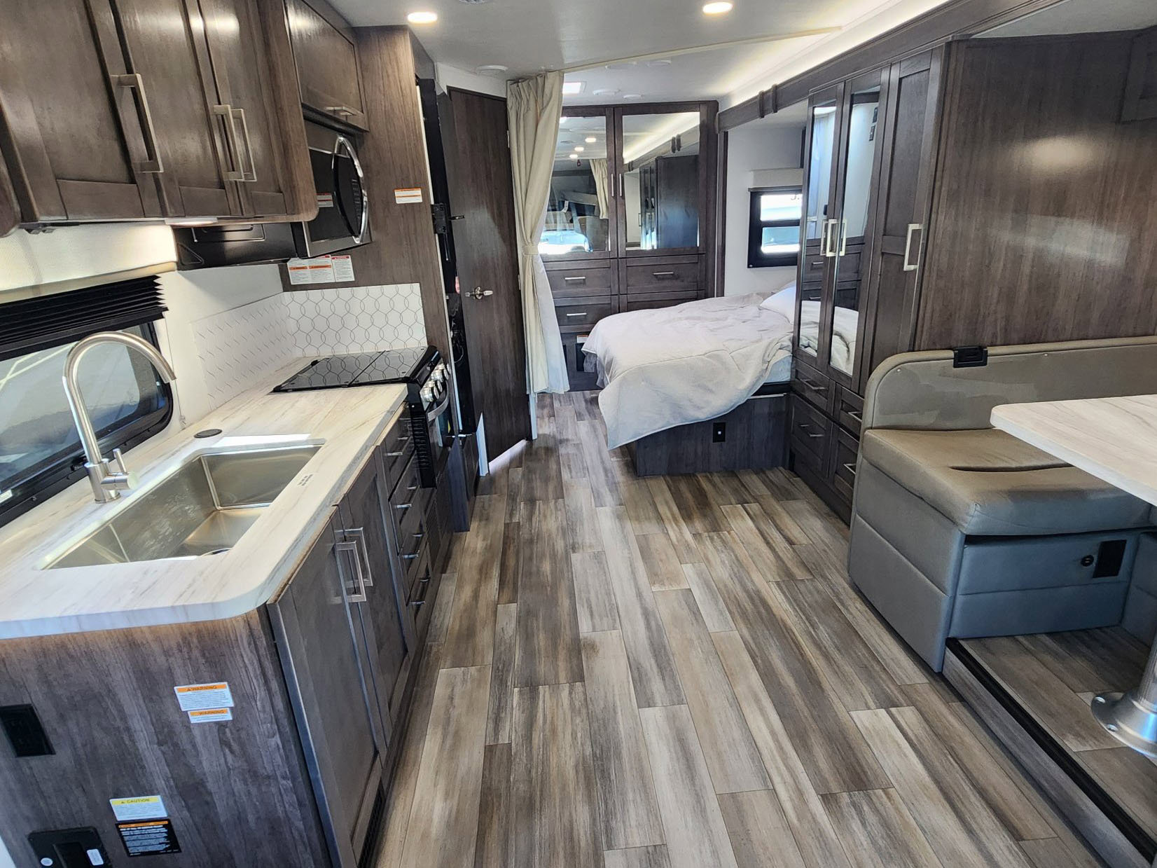 2026 JAYCO REDHAWK 24B - Image 9