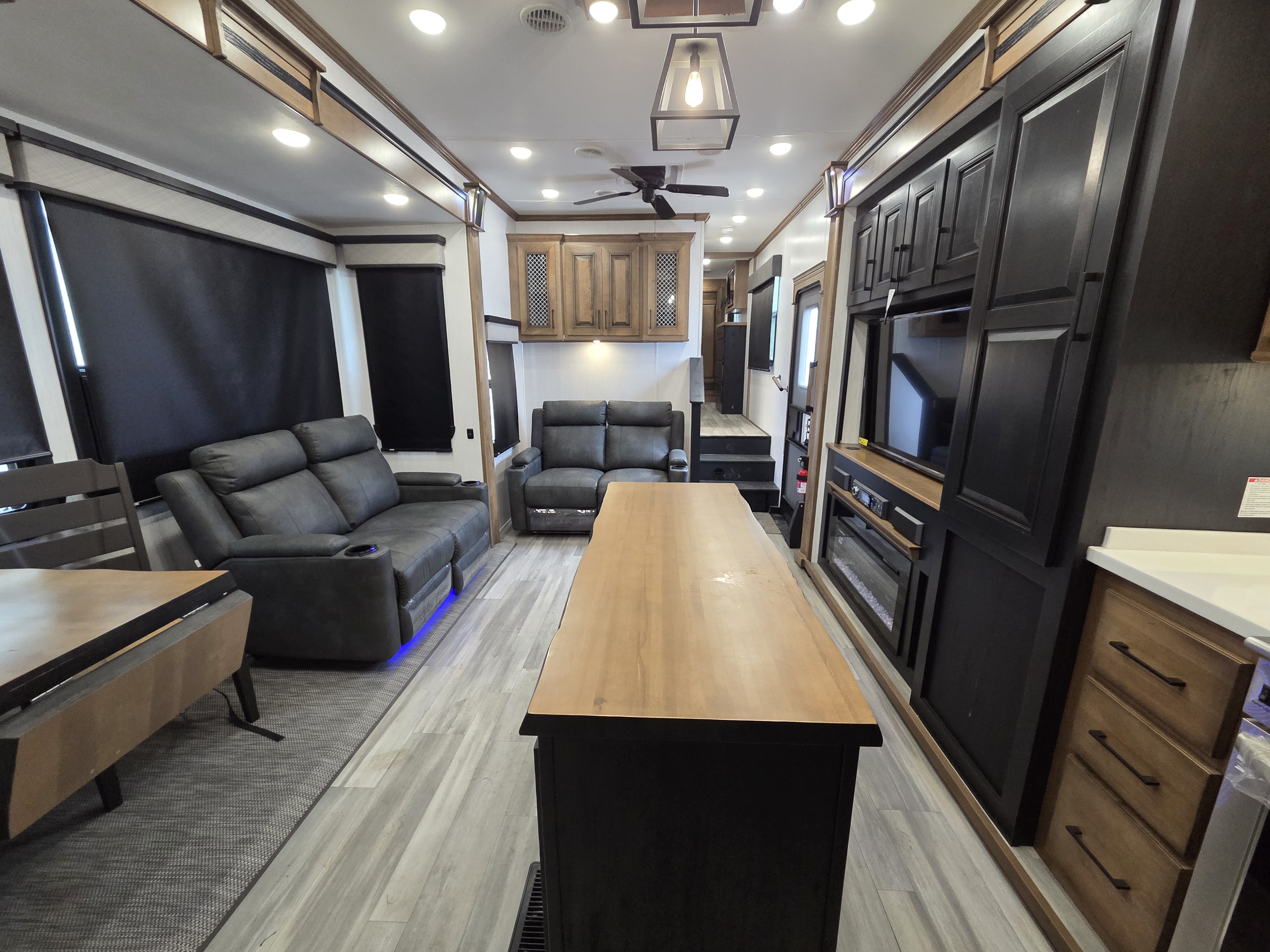 2022 Heartland Bighorn BH 3120 RK - Image 15