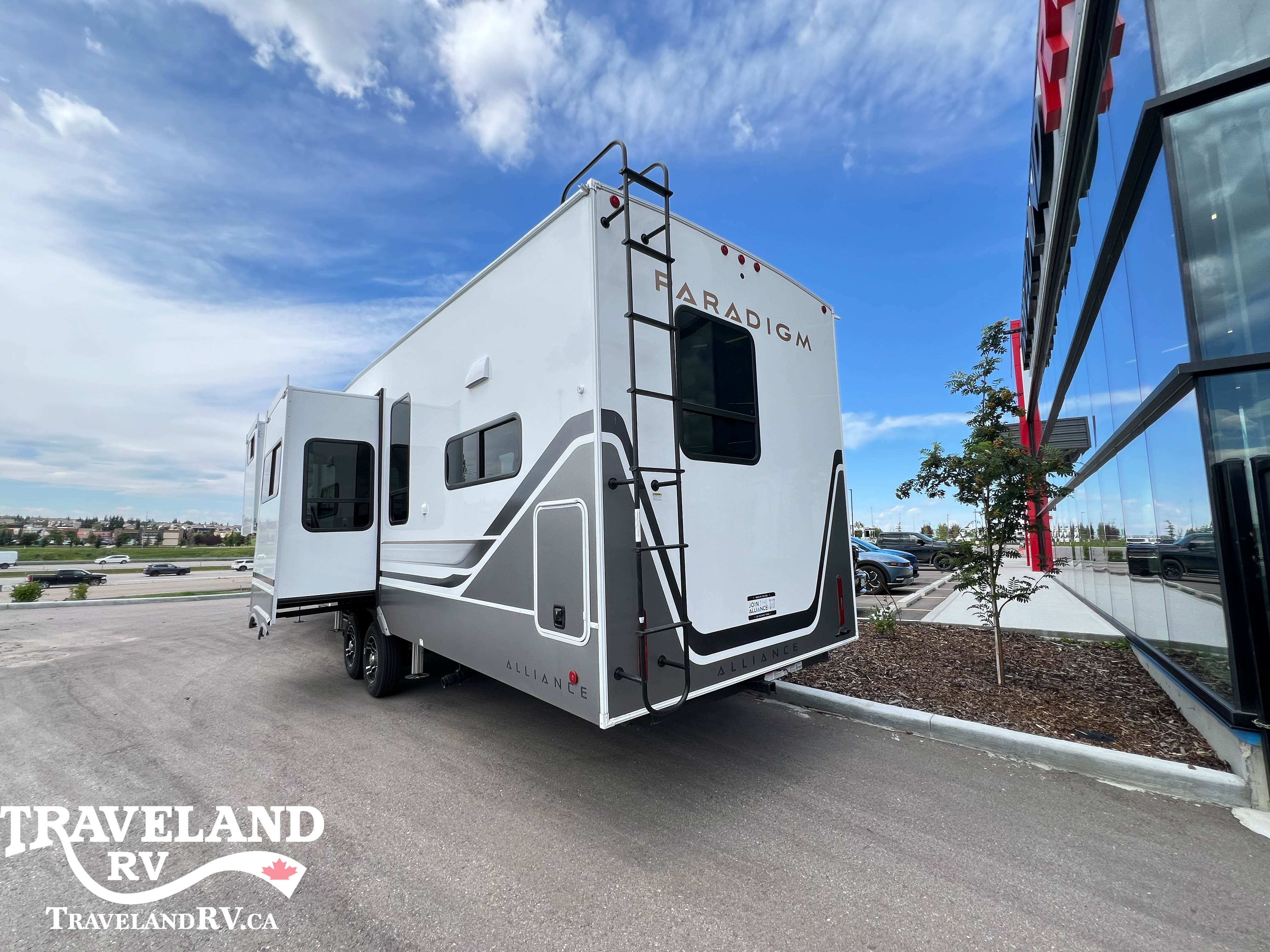 2026 Alliance RV Paradigm 382RK - Image 3