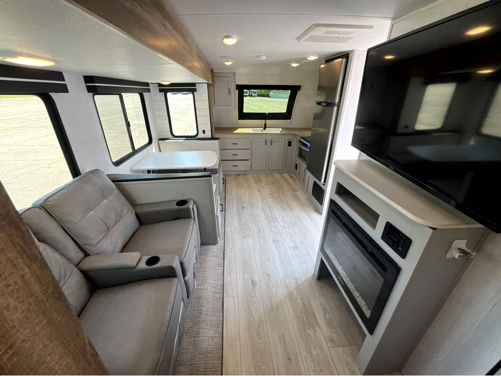 2022 Heartland North Trail Ultra-Lite NT 26FKDS - Image 16