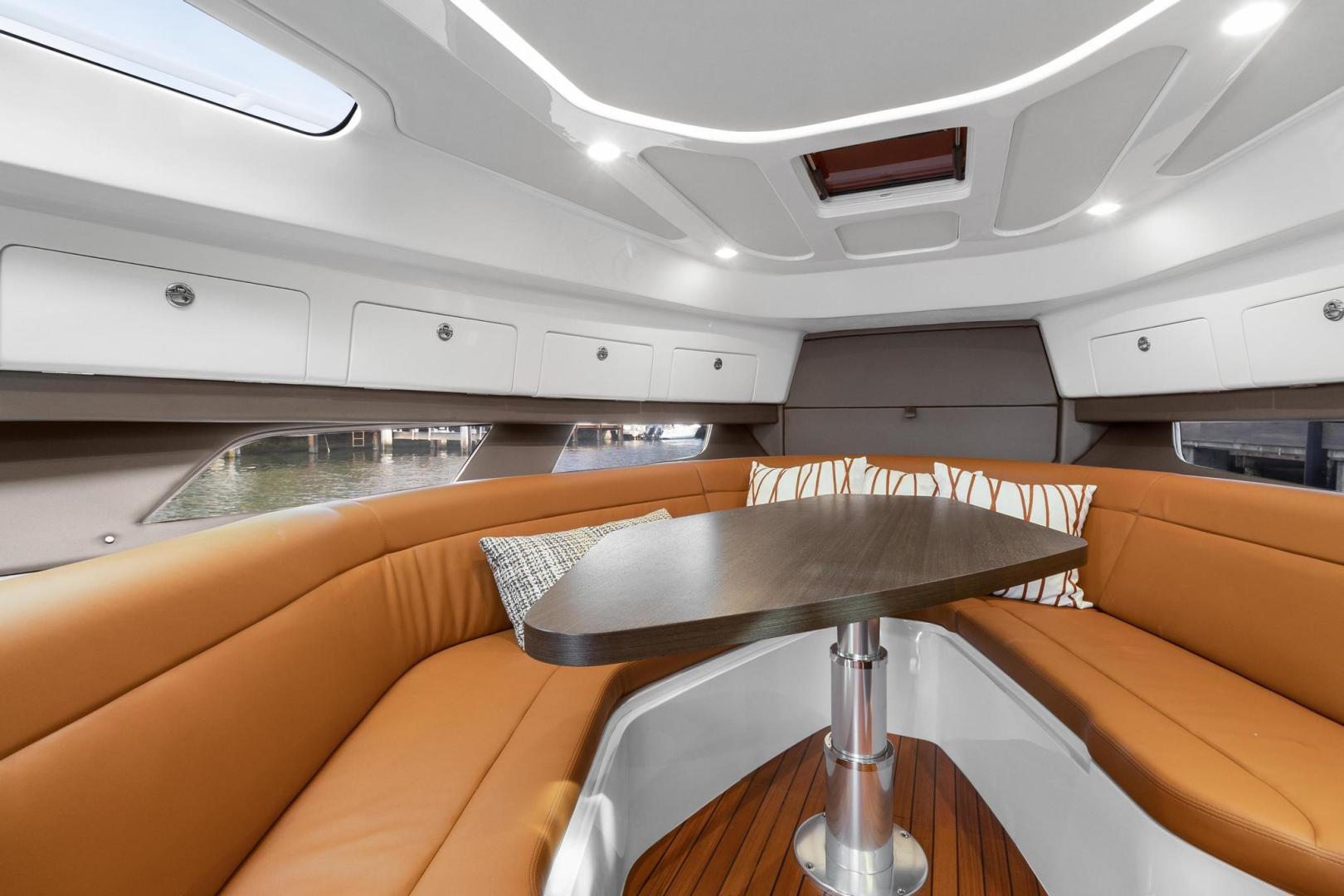 2021 Intrepid 438 Evolution - Image 30
