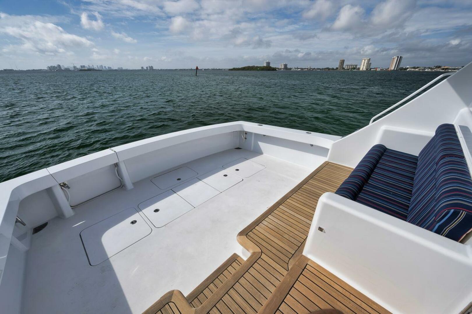 2007 Viking 52 Sport Coupe - Image 41