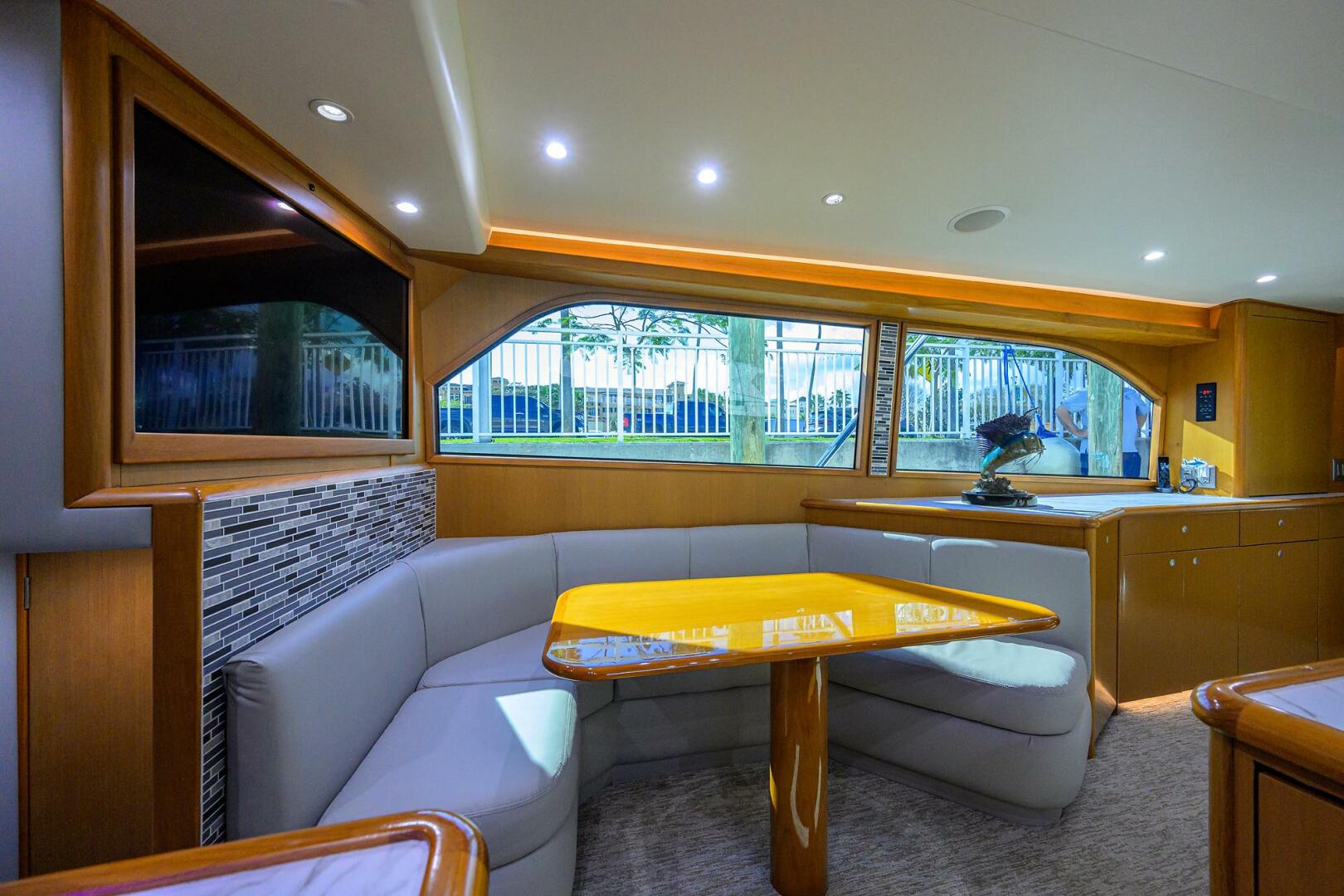 2020 VIKING VIKING 61 Convertible Base - Image 33