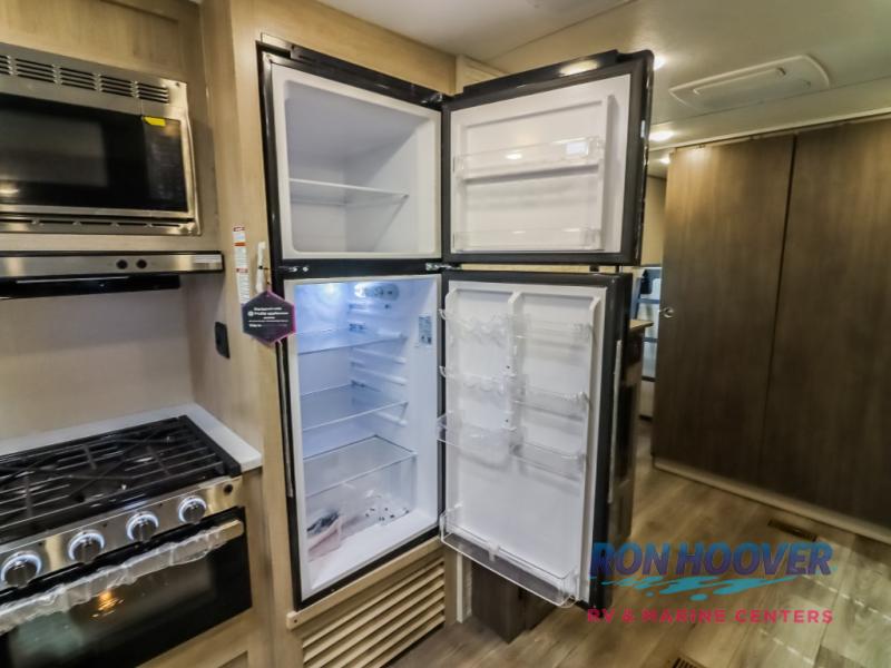 2026 COACHMEN 333DORM - Image 15