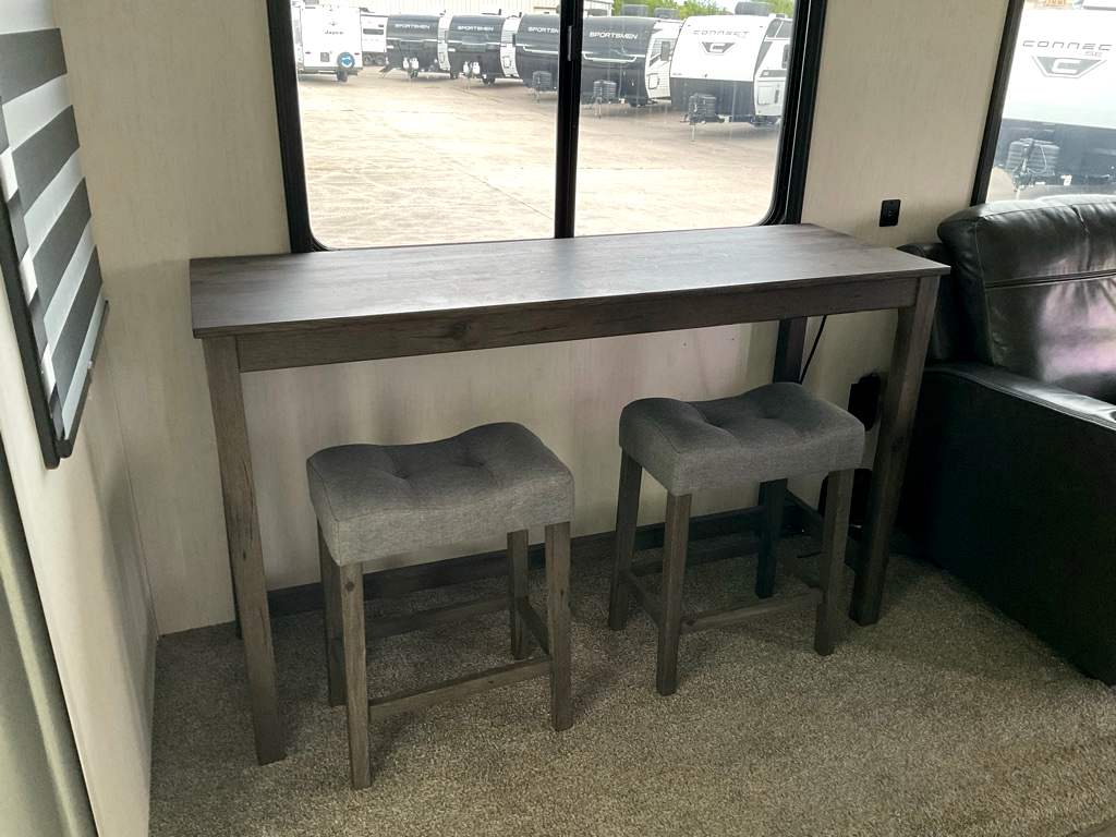 2022 FOREST RIVER ARTICWOLF M-3880 SUITE - Image 15