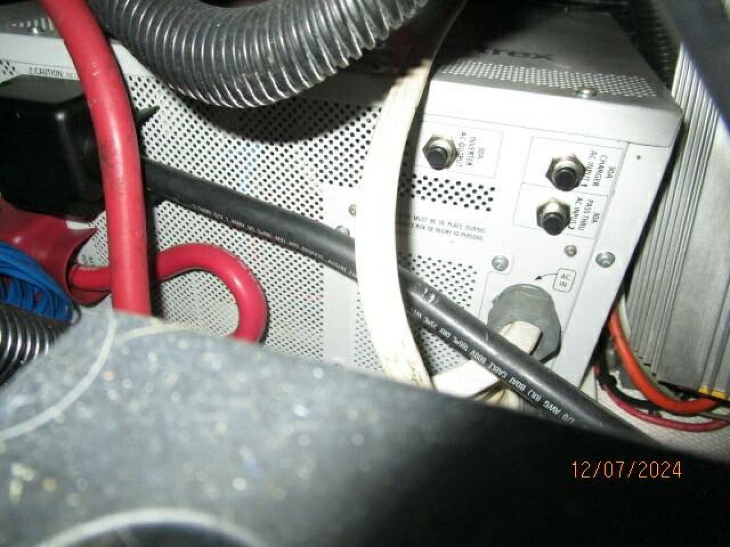 1999 Carver 40 Cockpit - Image 63