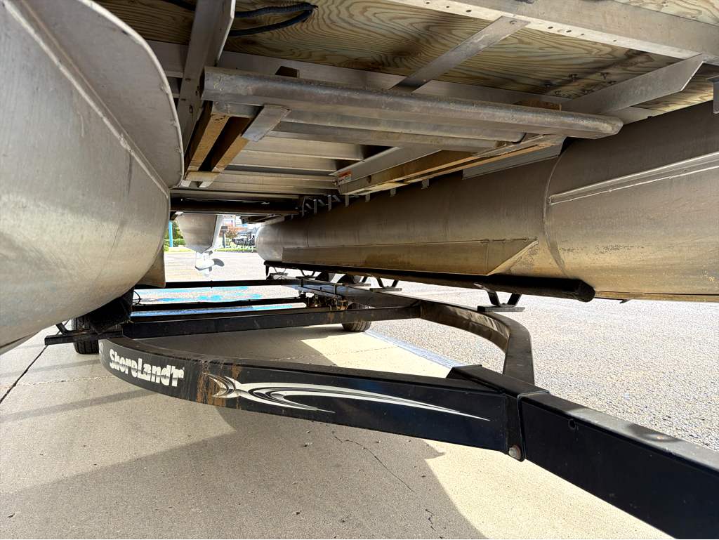 2013 Bennington 2275RL - Image 8