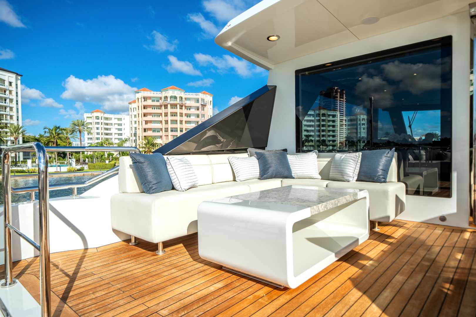 2022 Ocean Alexander 32L - Image 71