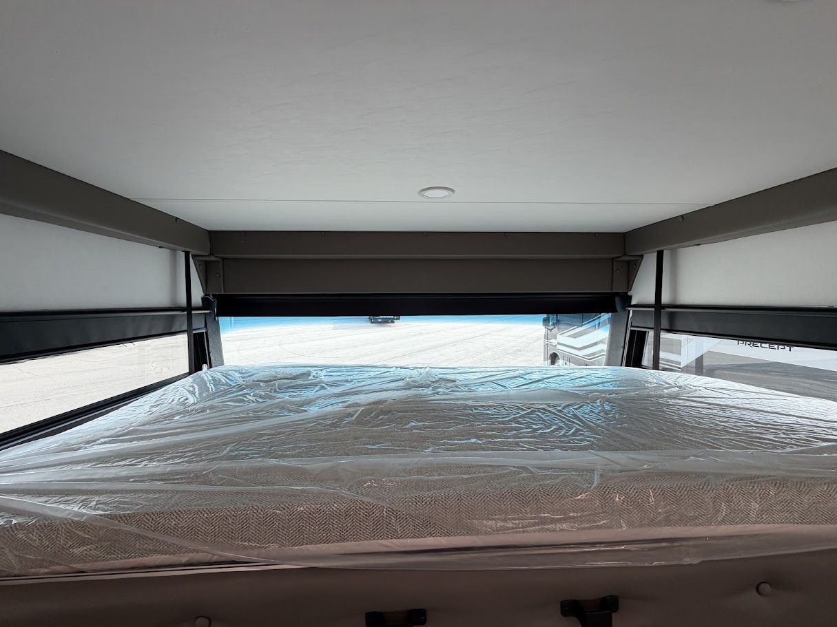2027 JAYCO PRECEPT 31UL - Image 18