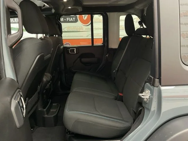 2025 Jeep Wrangler 4xe Rubicon 4x4 - Image 20