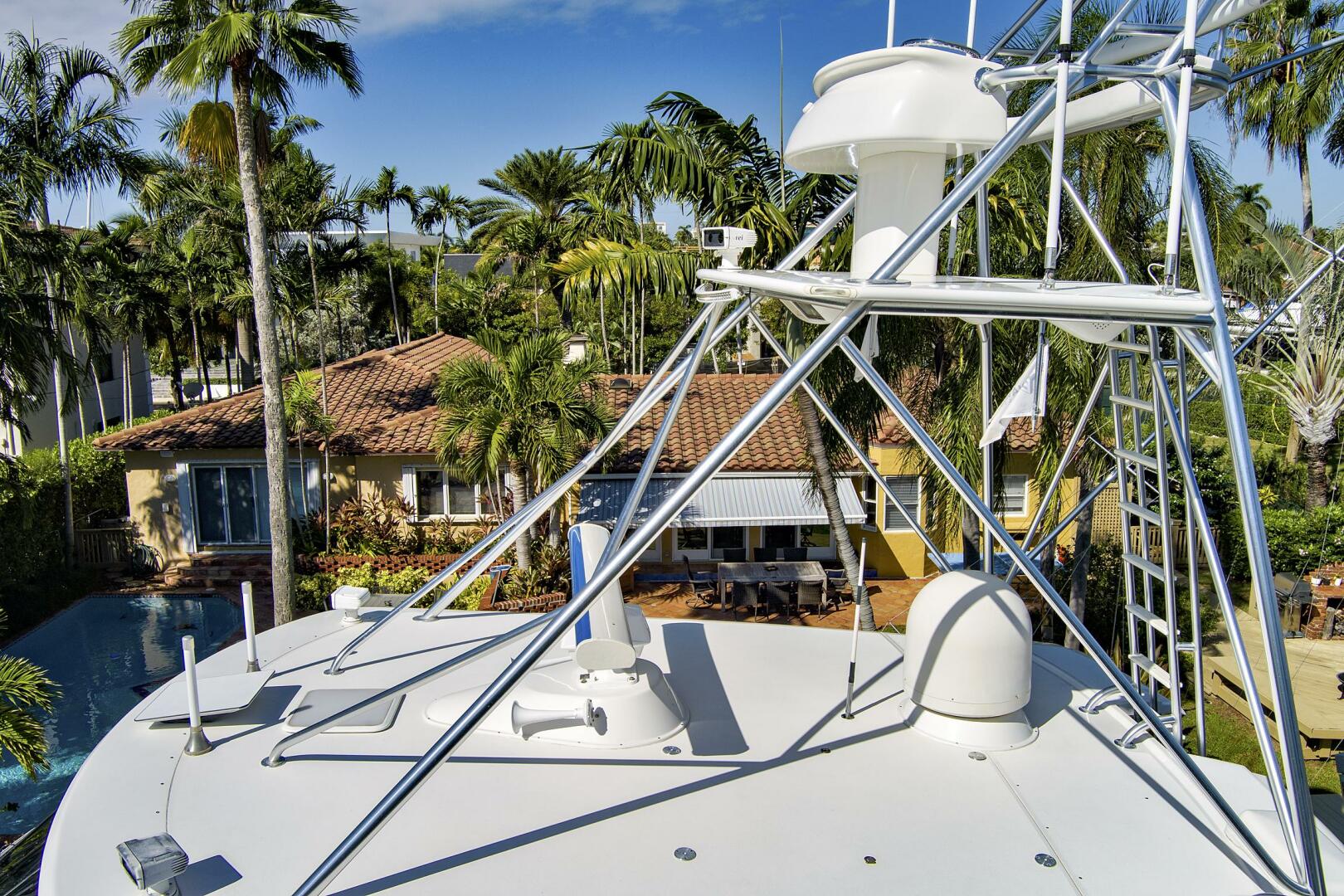 2008 Viking 74 Enclosed Bridge - Image 16