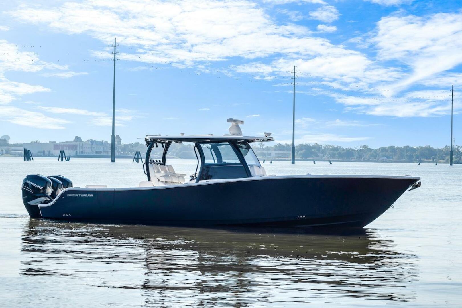 2022 Sportsman Open 352 Center Console - Image 6