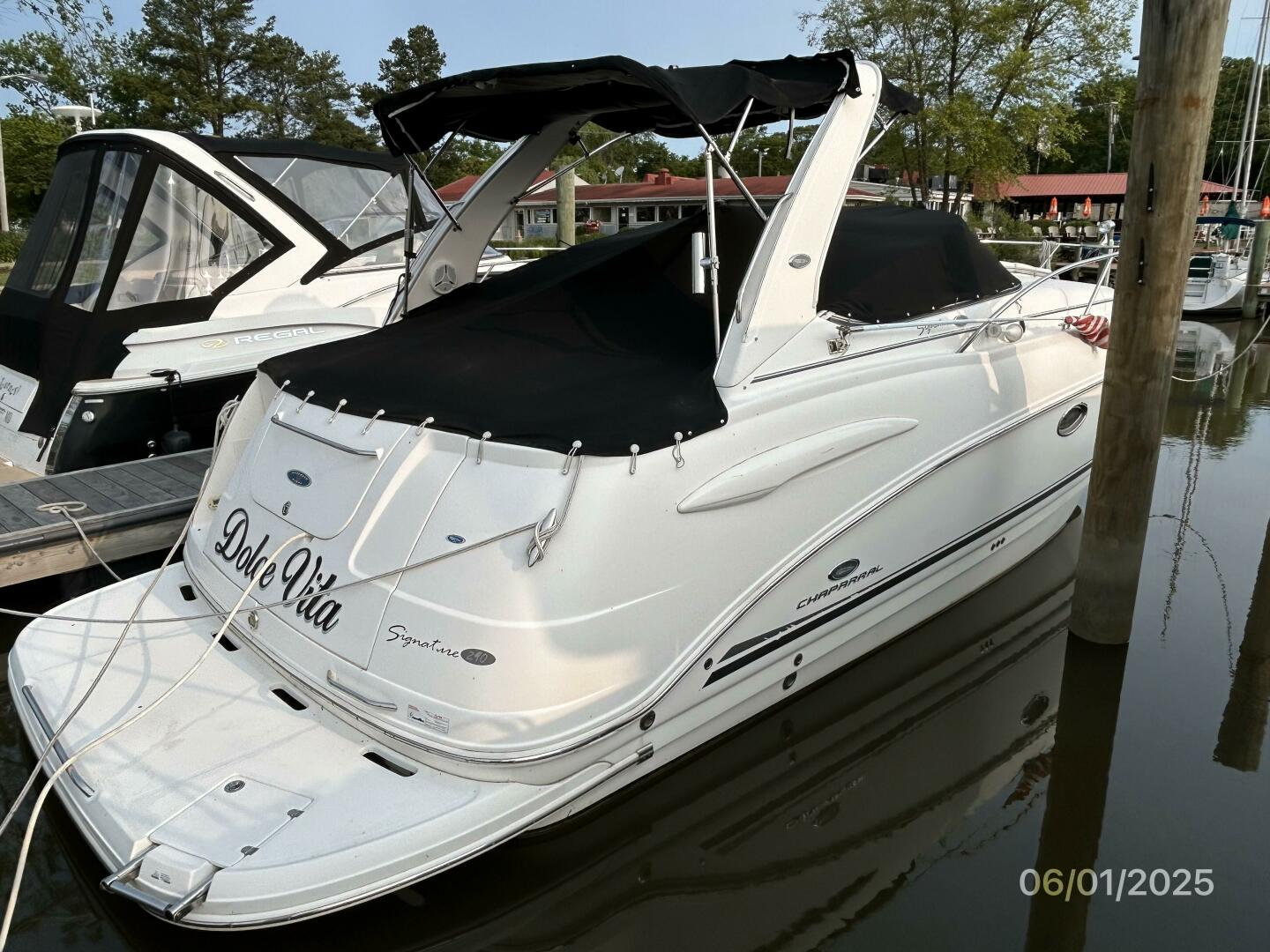 2006 Chaparral Signature 290 - Image 2