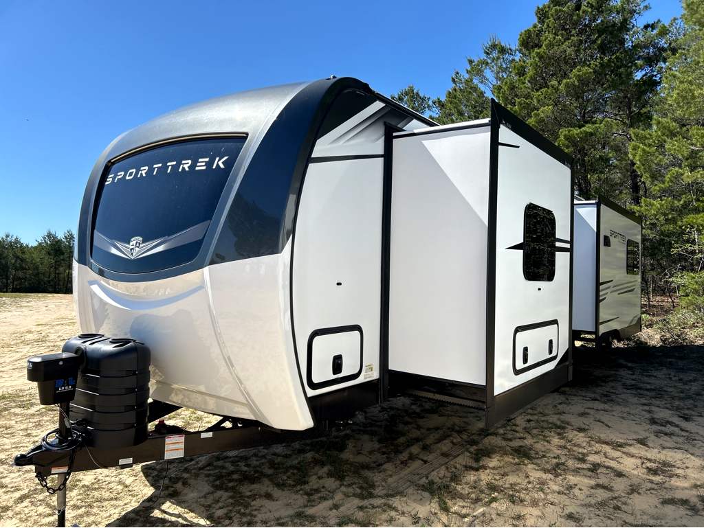 2026 VENTURE RV SPORTTREK 343VIK - Image 2