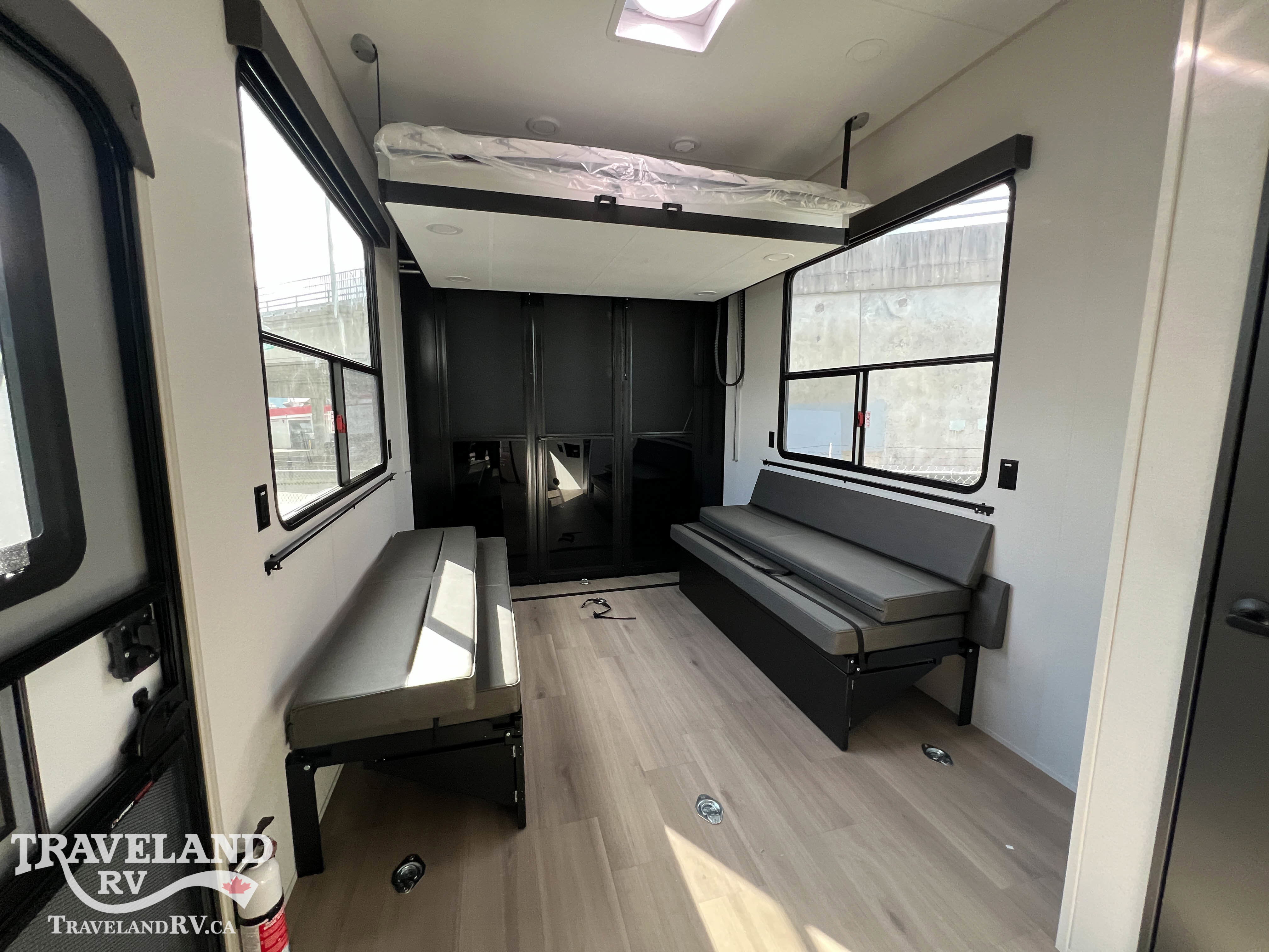 2026 Grand Design Momentum G-Class Fifth Wheel 394G - Image 18
