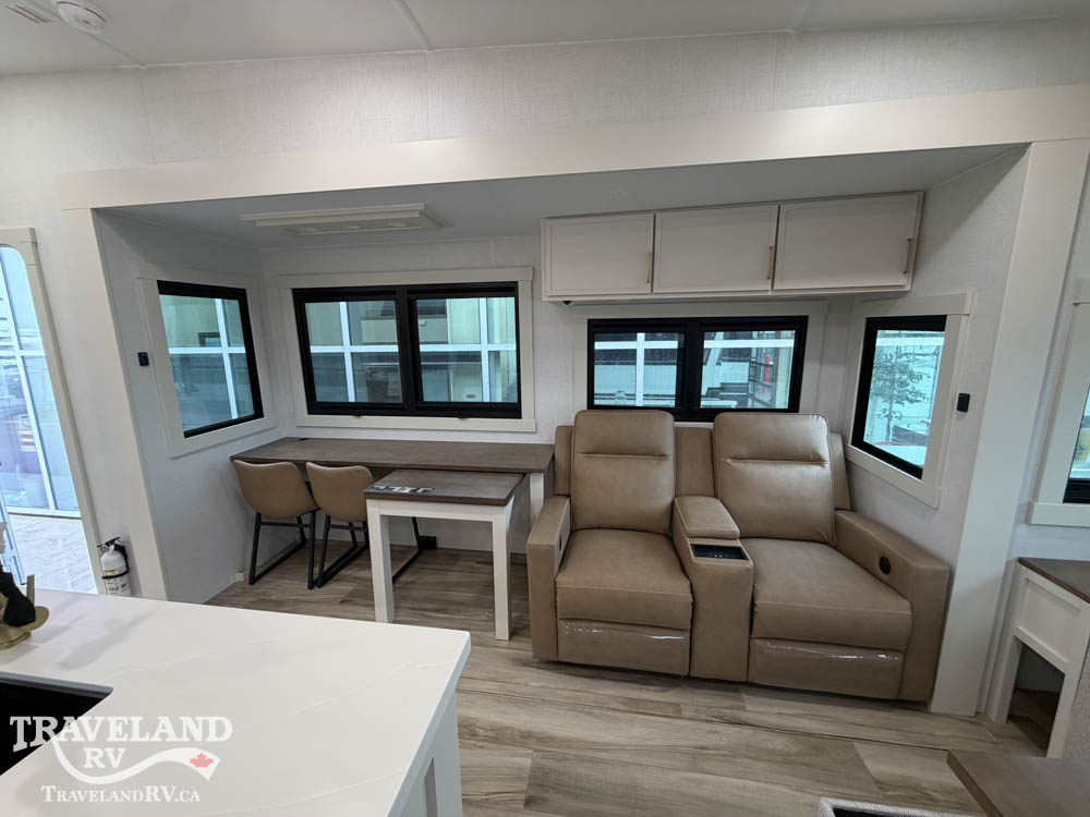 2027 Brinkley RV Model Z 3600 - Image 10