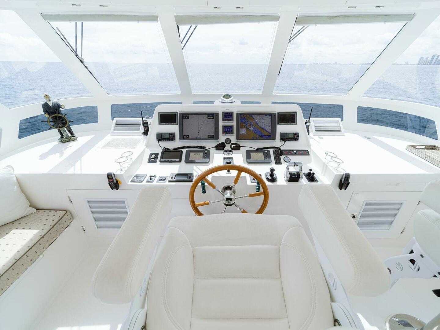 2013 Hampton 680 LRC - Image 57