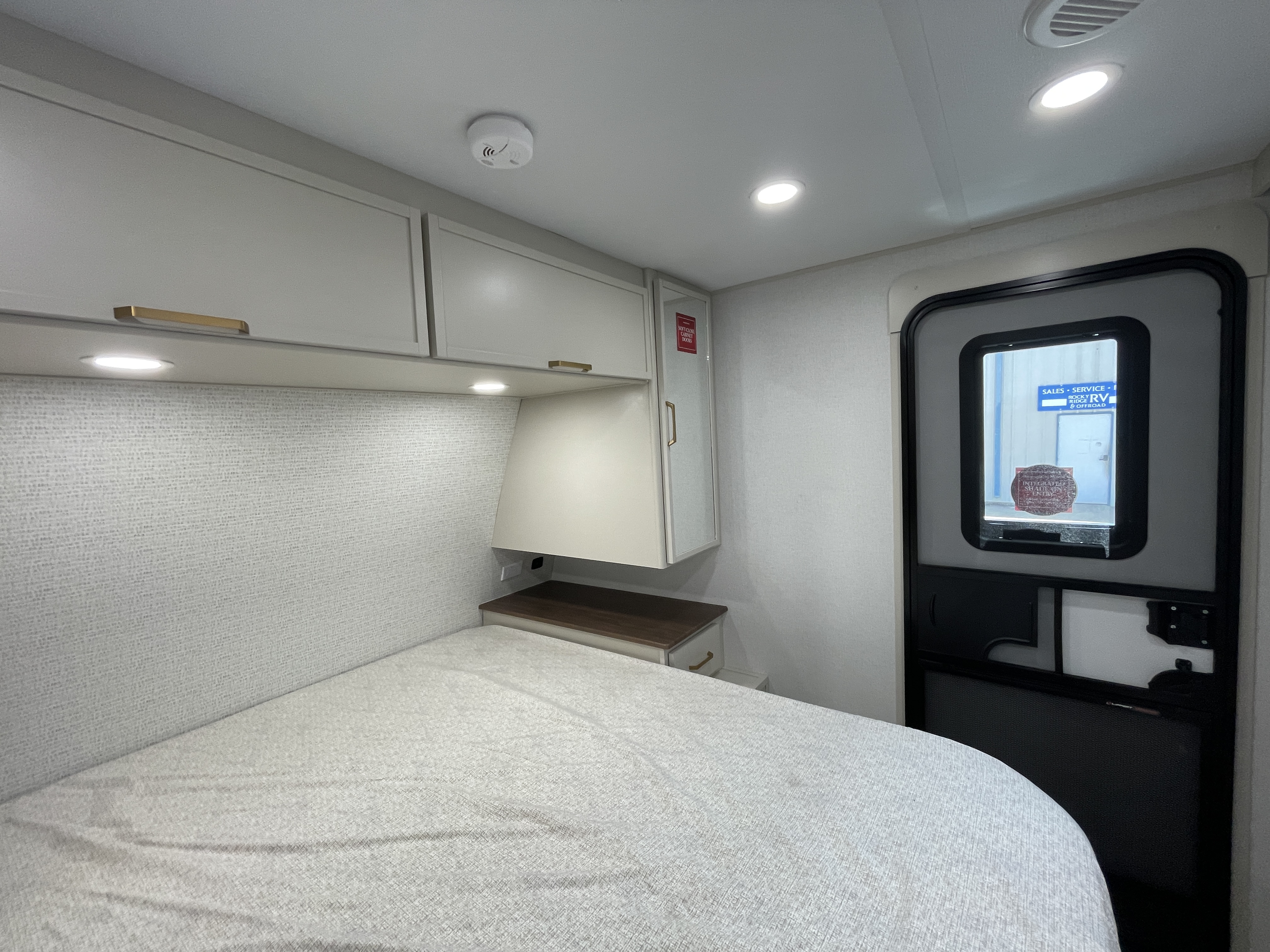 2027 Grand Design Imagine XLS 23LDE - Image 22