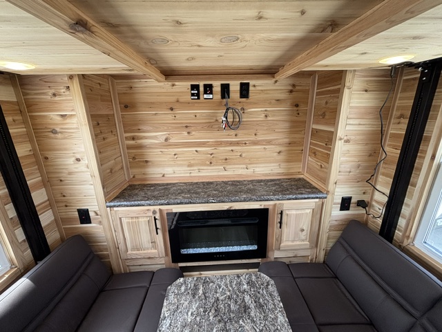 2027 ICE CASTLE RV EXTREME III 8X21 - Image 16