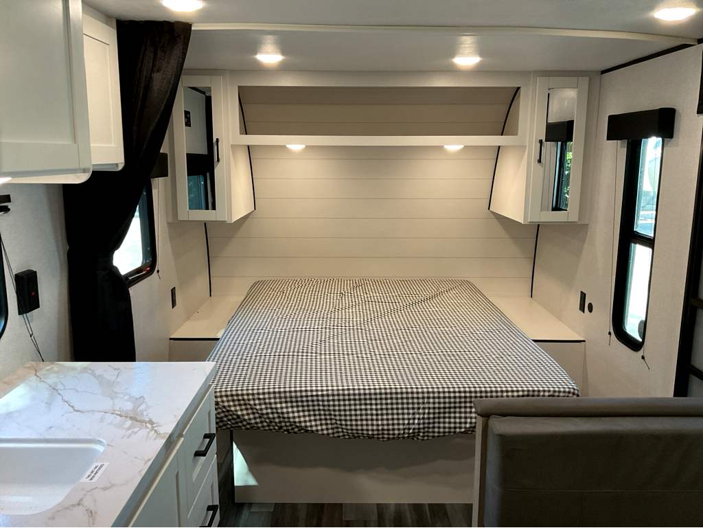 2026 JAYCO Jay Flight SLX 175 FQ - Image 14