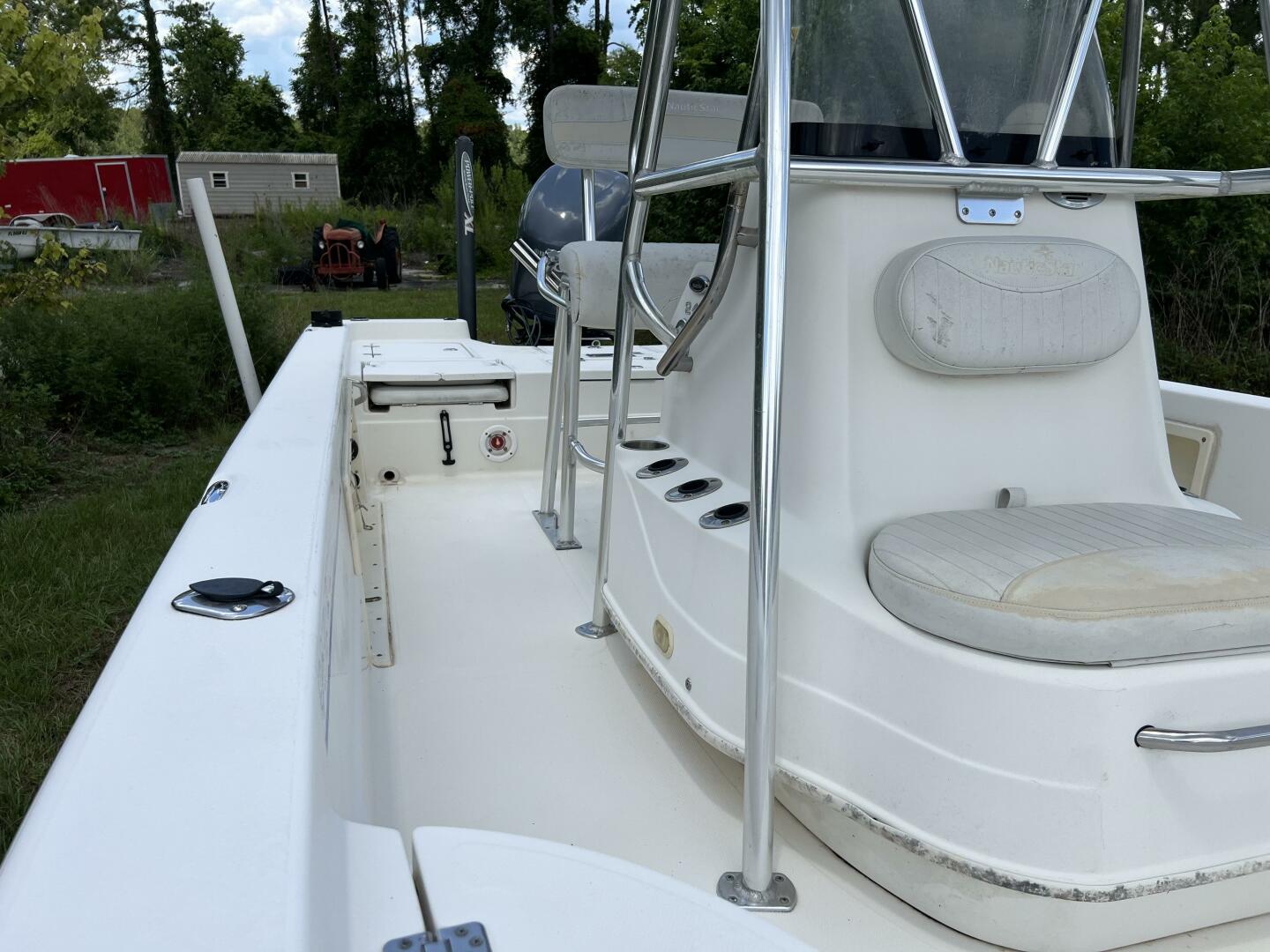 2008 NauticStar 2400 NauticBAY - Image 9