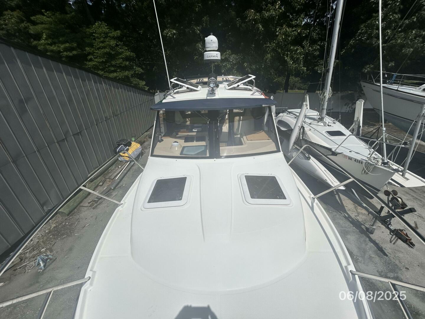 2012 Cutwater C28 - Image 10