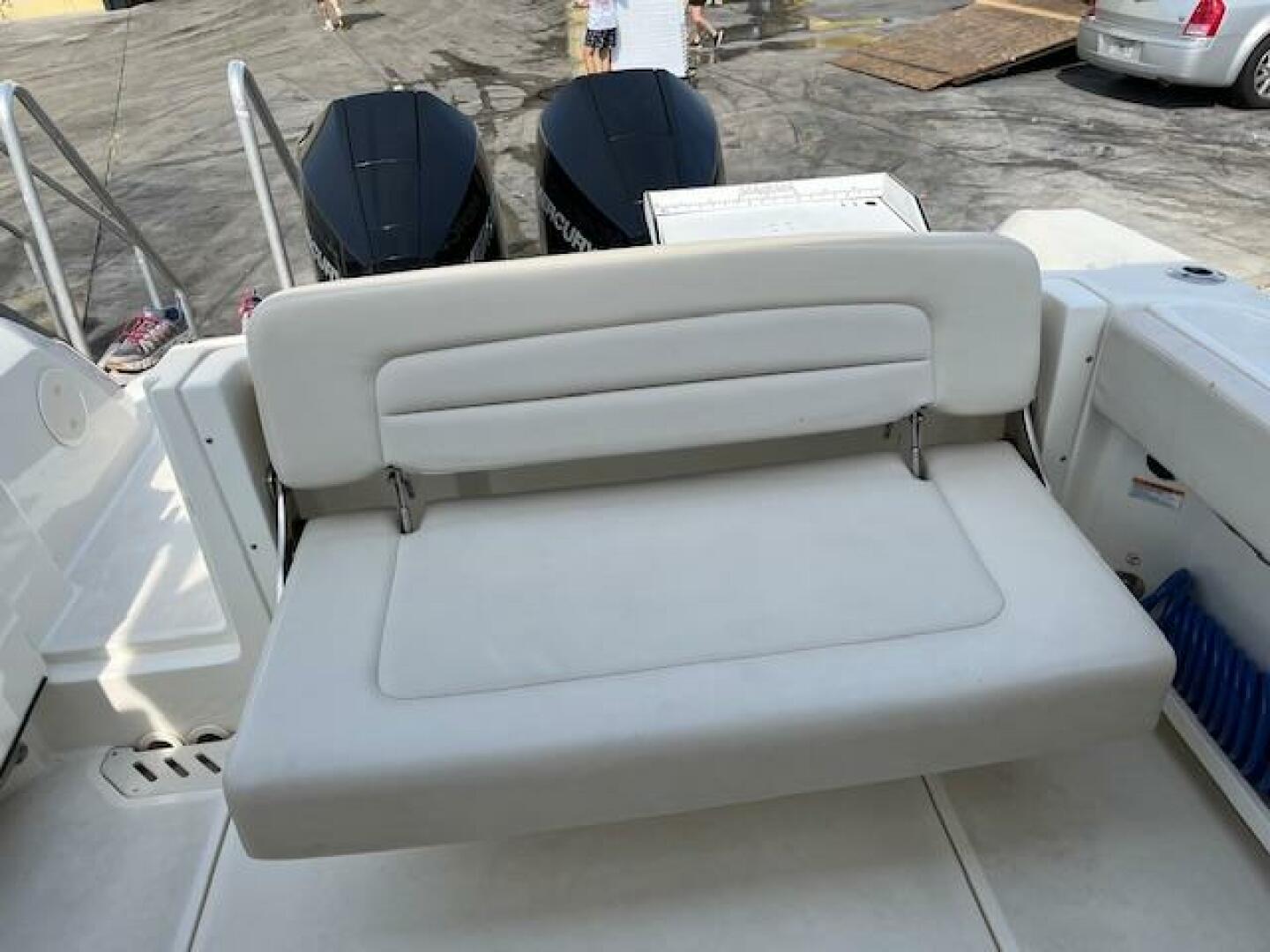 2018 Boston Whaler 270 Vantage - Image 32