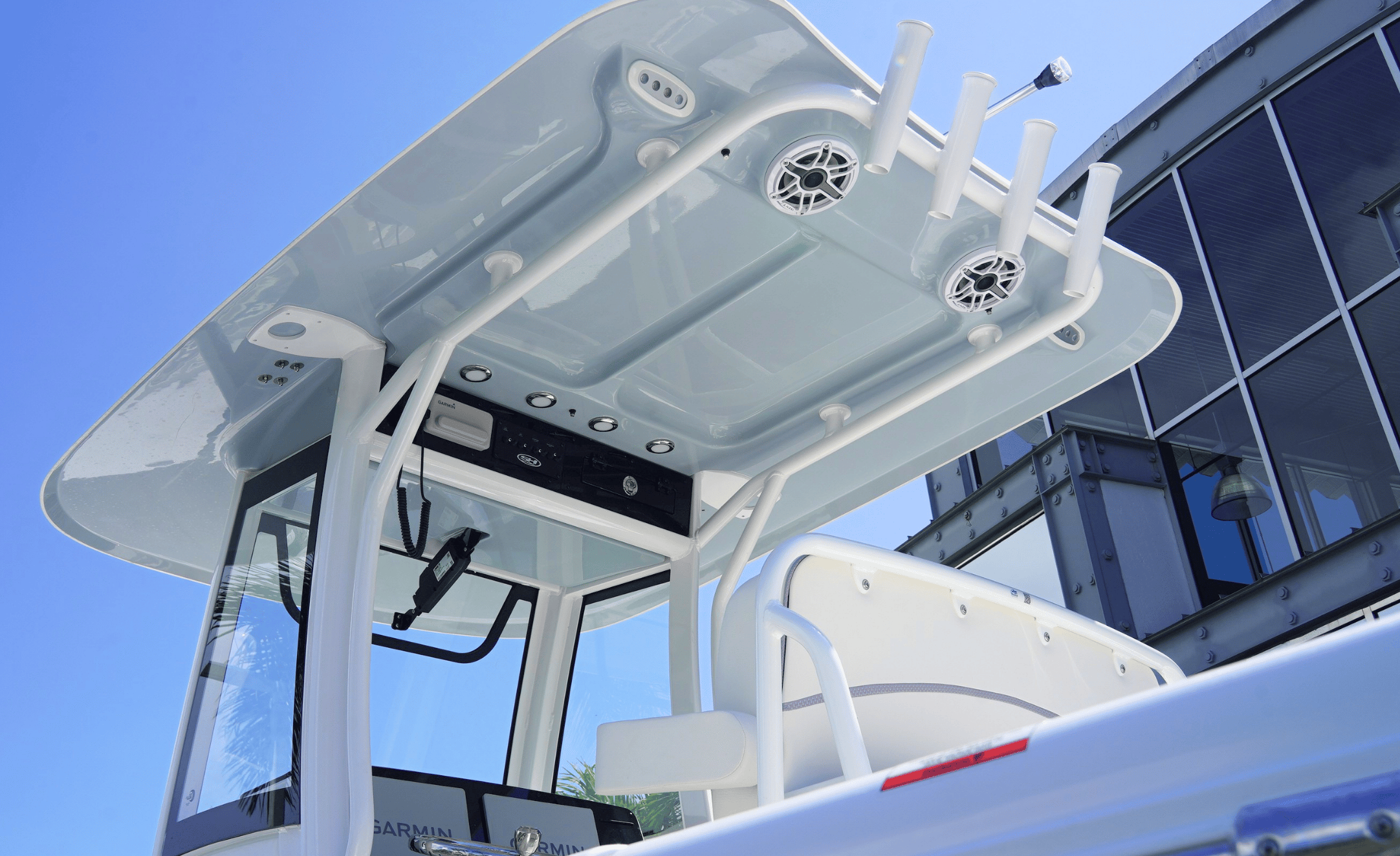 2027 SEA HUNT ULTRA 265SE - Image 10