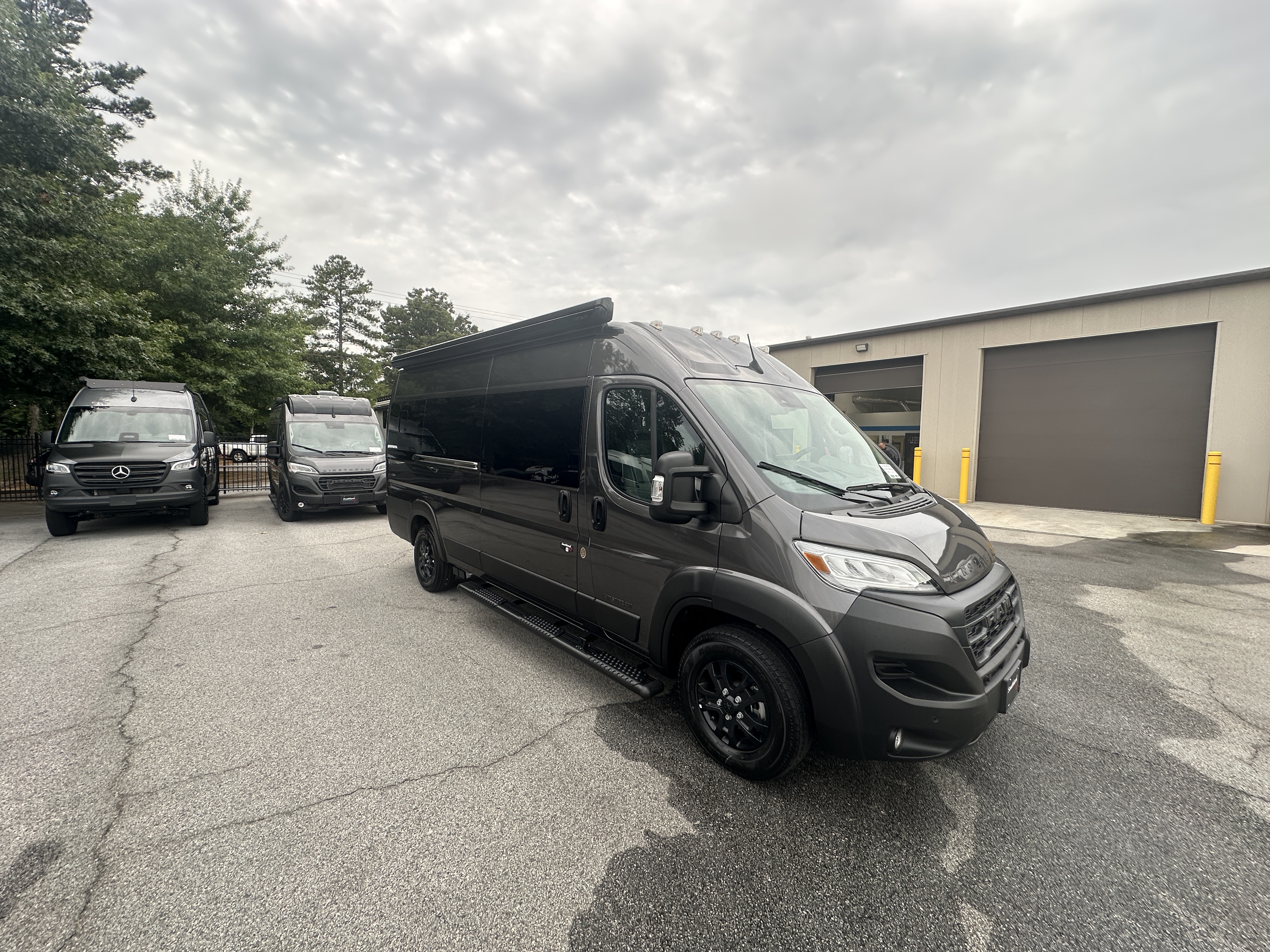 2027 Airstream Rangeline 21PS - Image 1