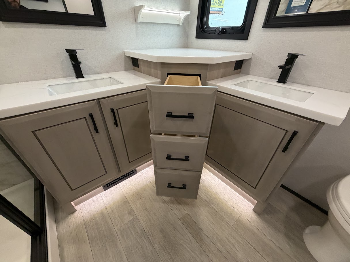 2026 JAYCO PINNACLE 39FLOK - Image 99