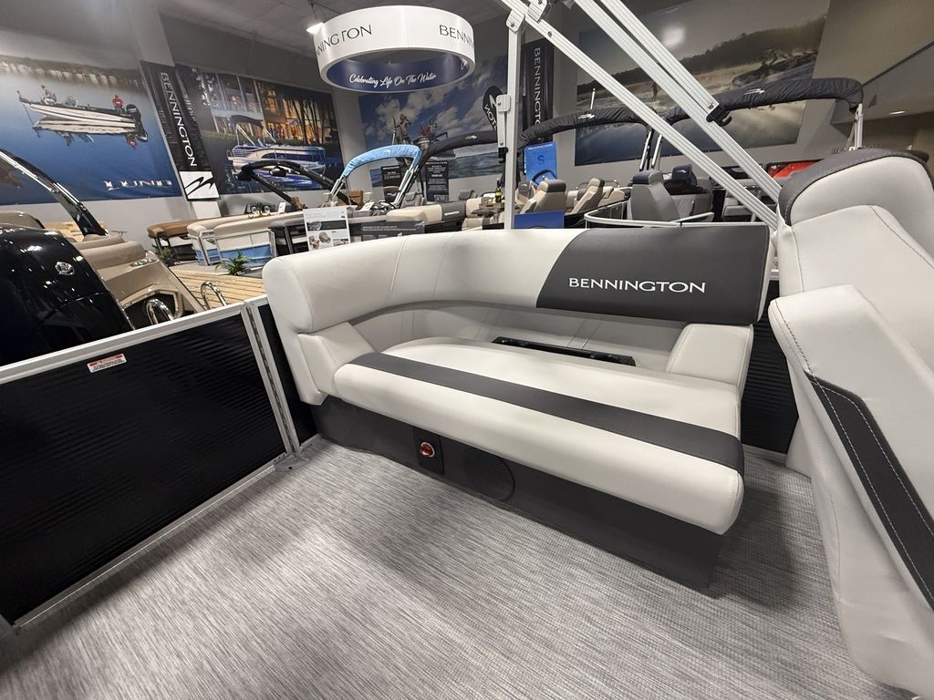 2026 Bennington 20SSR Pontoon - Image 20