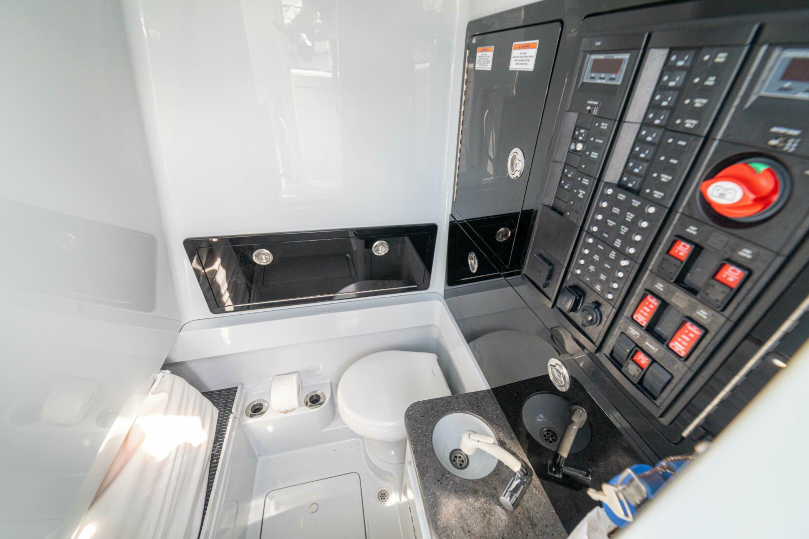 2024 Valhalla Boatworks V-33 - Image 34