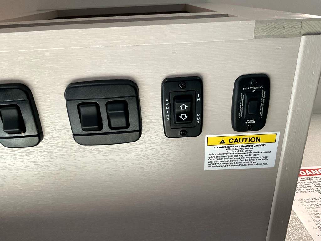 2026 JAYCO SEISMIC 395 - Image 36