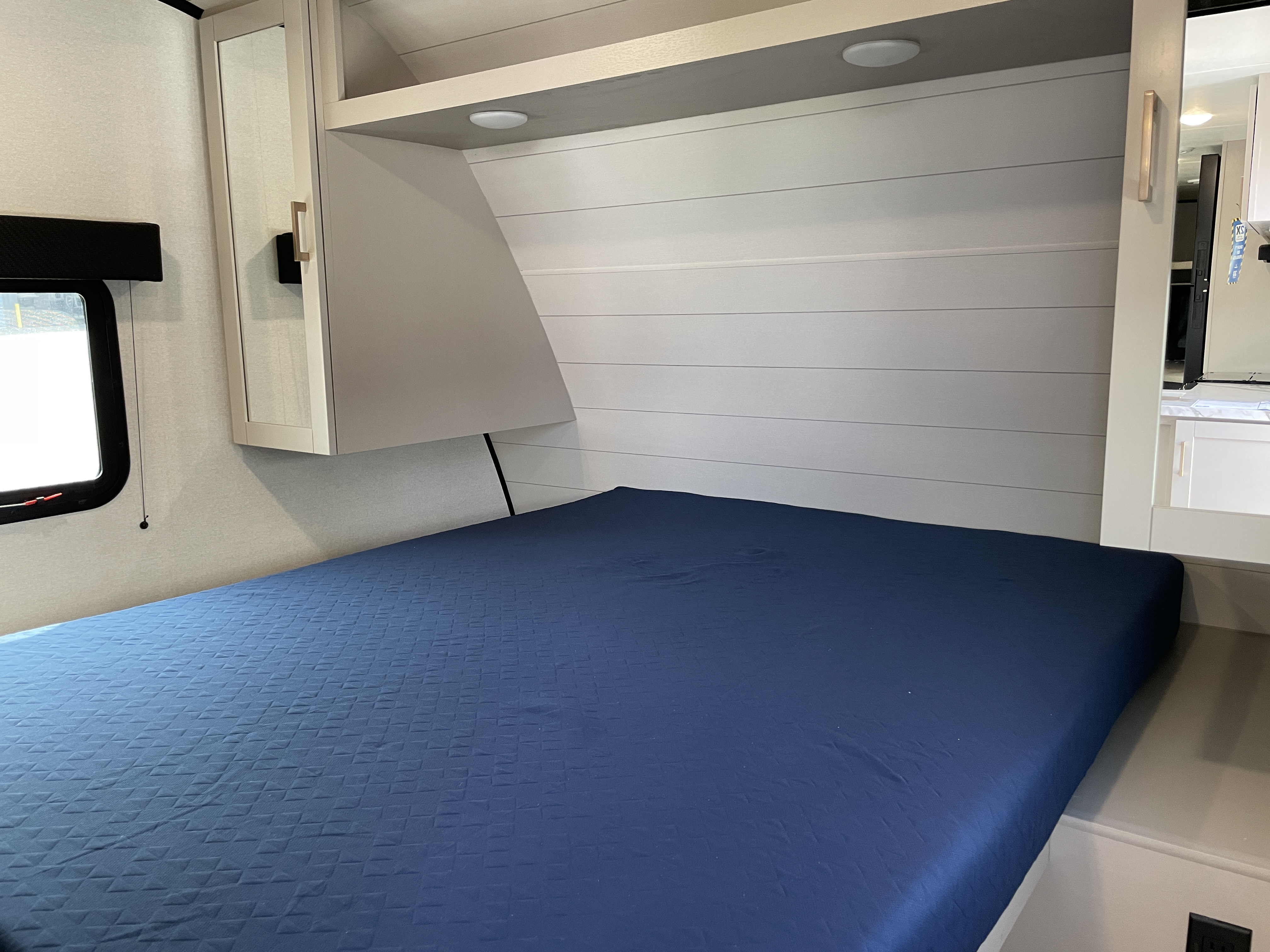 2027 Jayco Jay Feather SL 26BHSL - Image 24