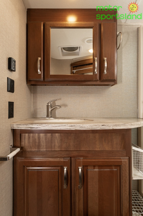 2017 Keystone Montana Legacy 3720RL - Image 32