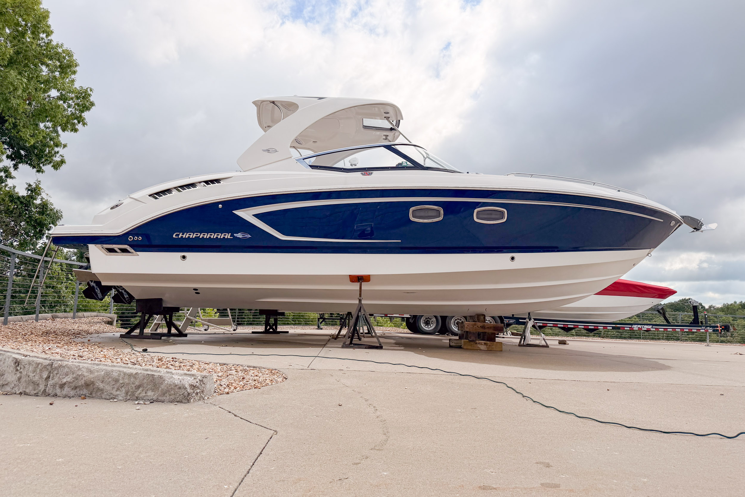 2012 Chaparral 327 SSX - Image 1
