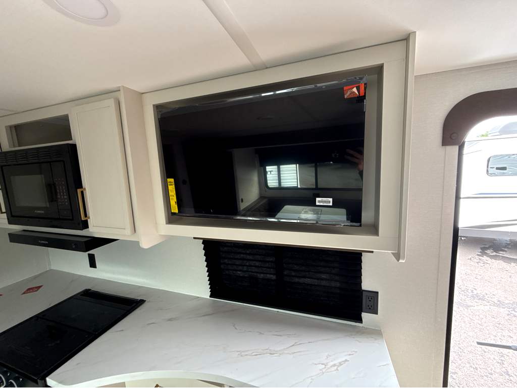 2026 GRAND DESIGN TRANSCEND 265BHT - Image 15