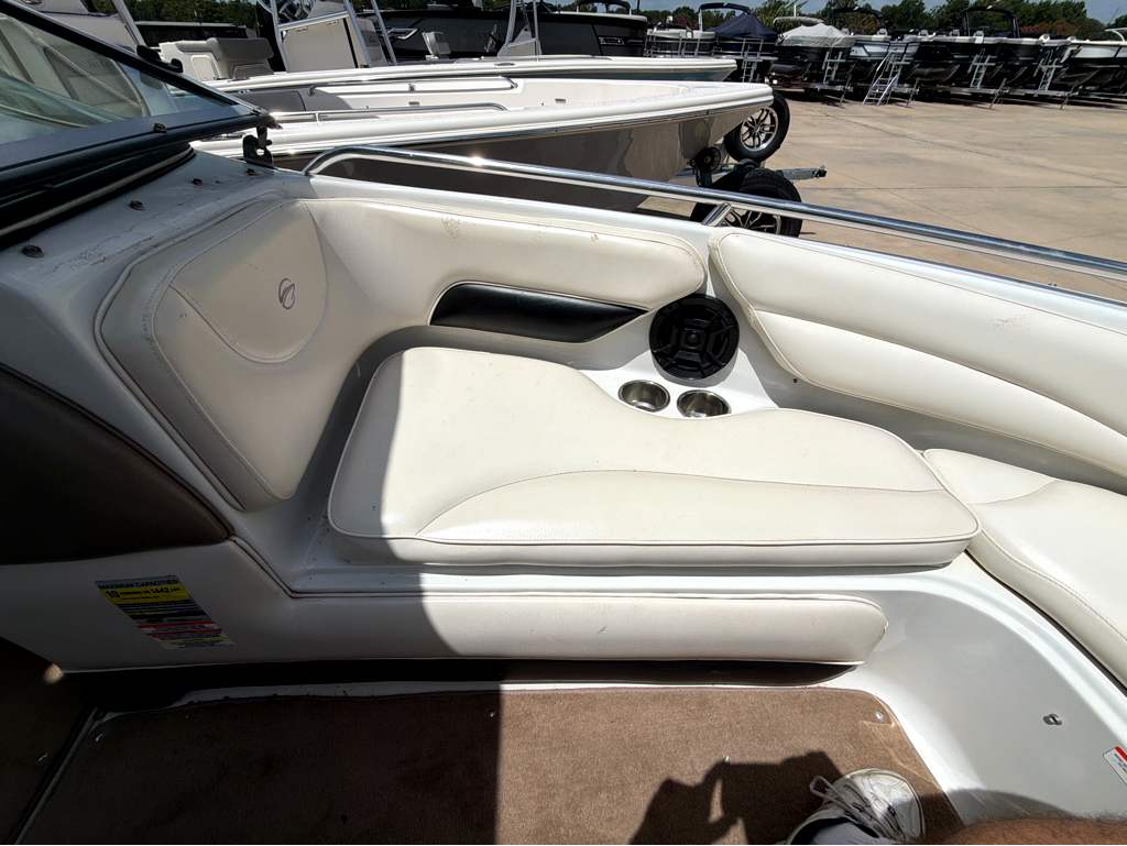 2011 CROWNLINE 21SS - Image 4