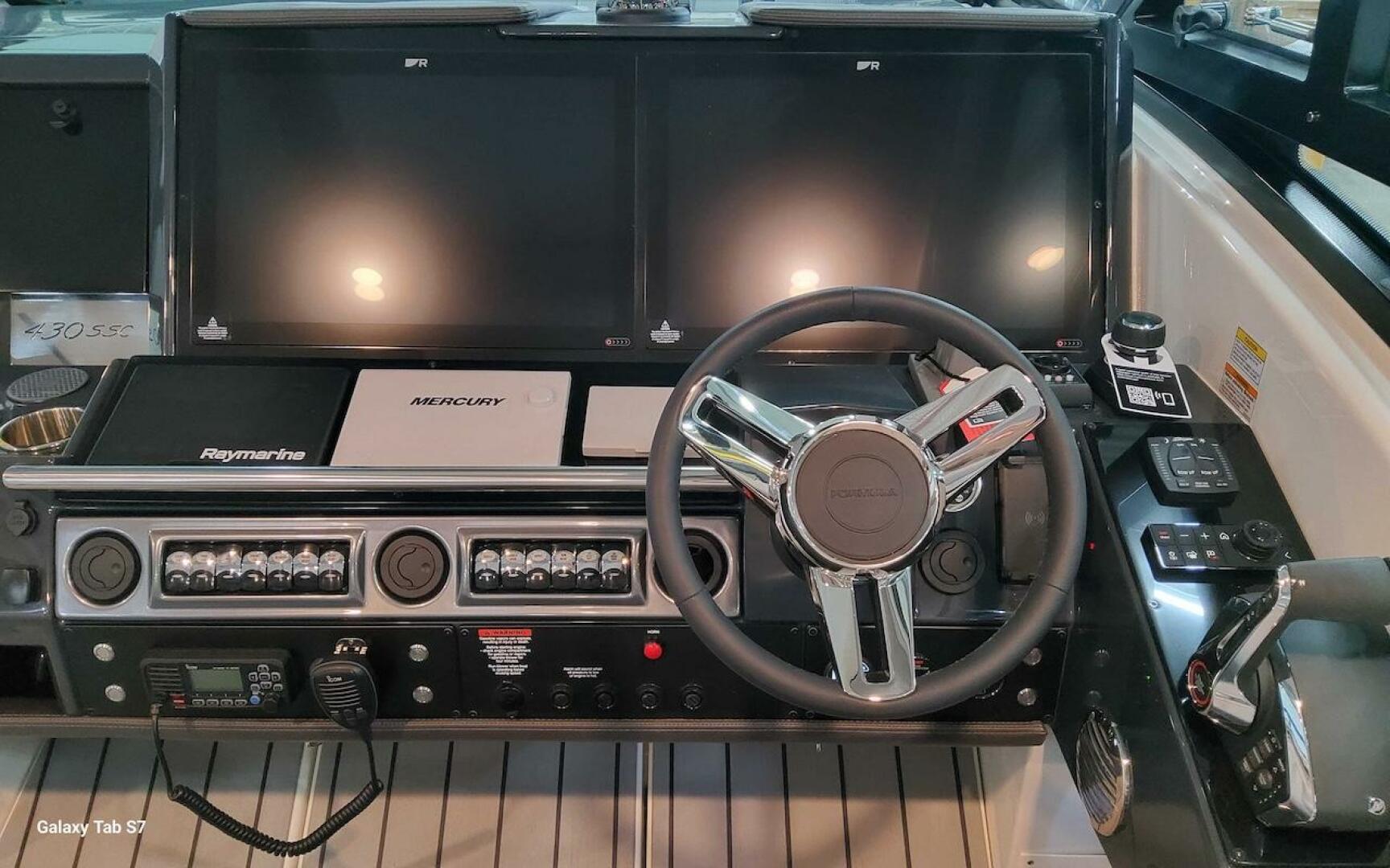 2024 Formula 430 Super Sport Crossover - Image 27