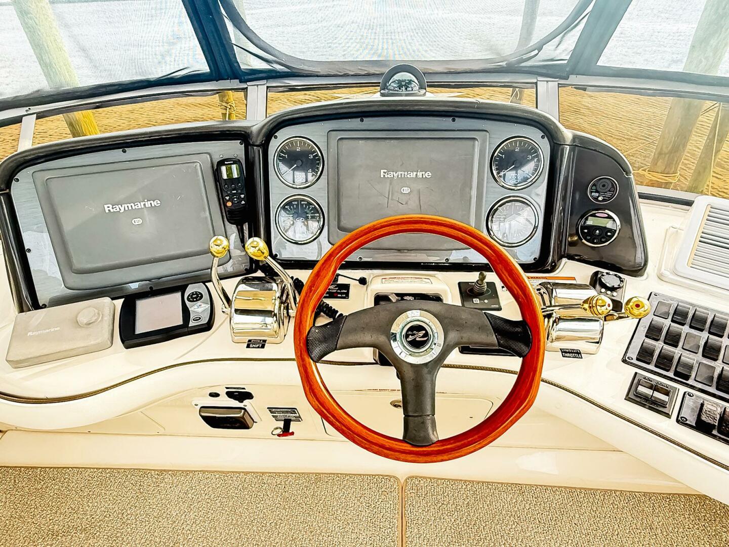 2008 Sea Ray 44 Sedan Bridge - Image 5
