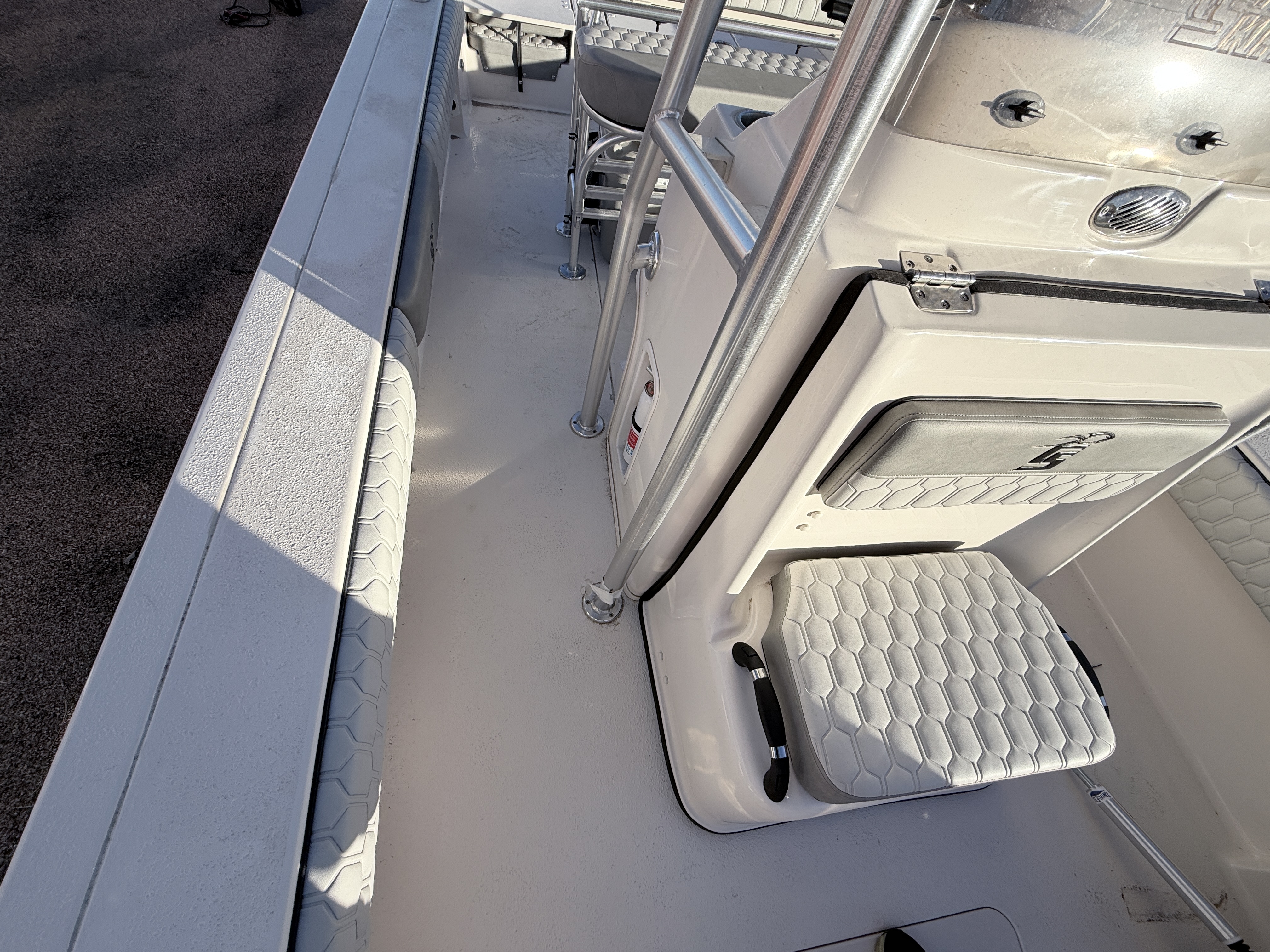 2026 Carolina Skiff 24 Ultra Elite - Image 18